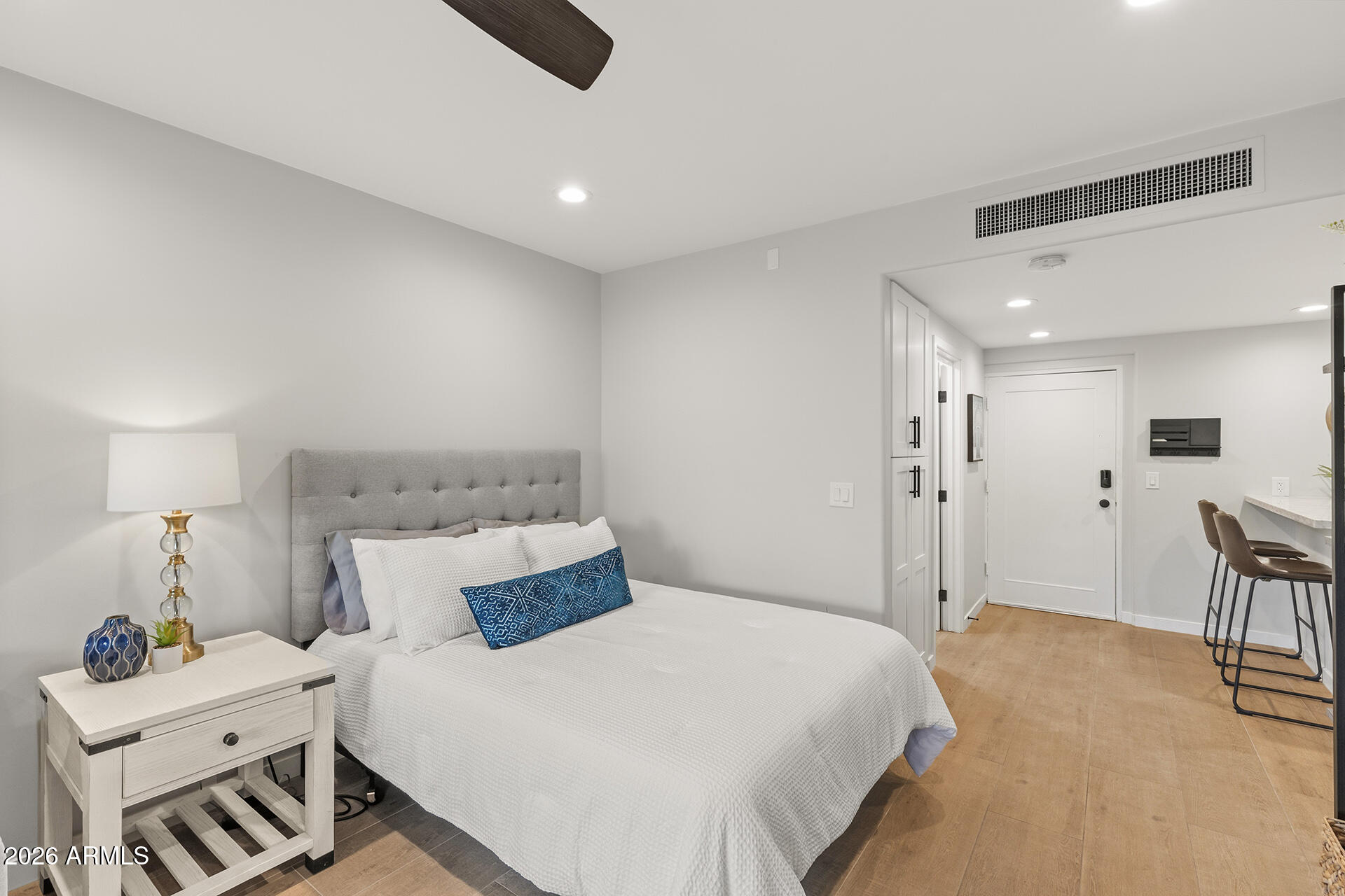 SCOTTSDALE CONDOMINIUMS AMD - Residential
