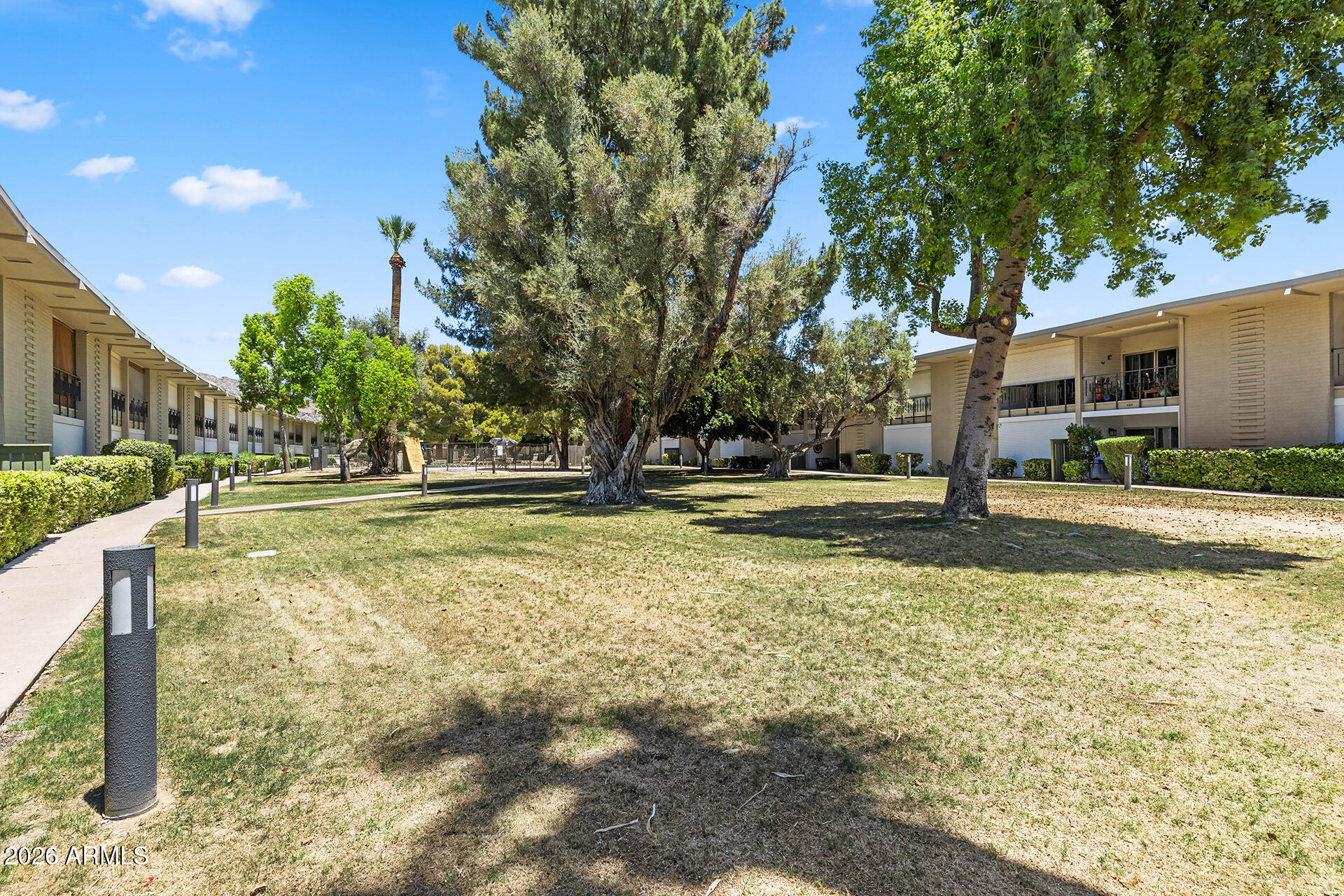 SCOTTSDALE CONDOMINIUMS AMD - Residential