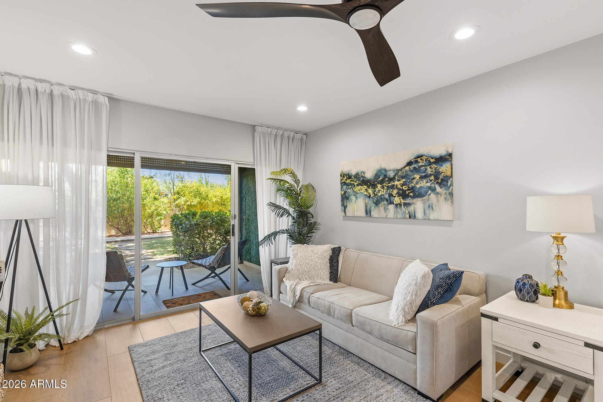 SCOTTSDALE CONDOMINIUMS AMD - Residential