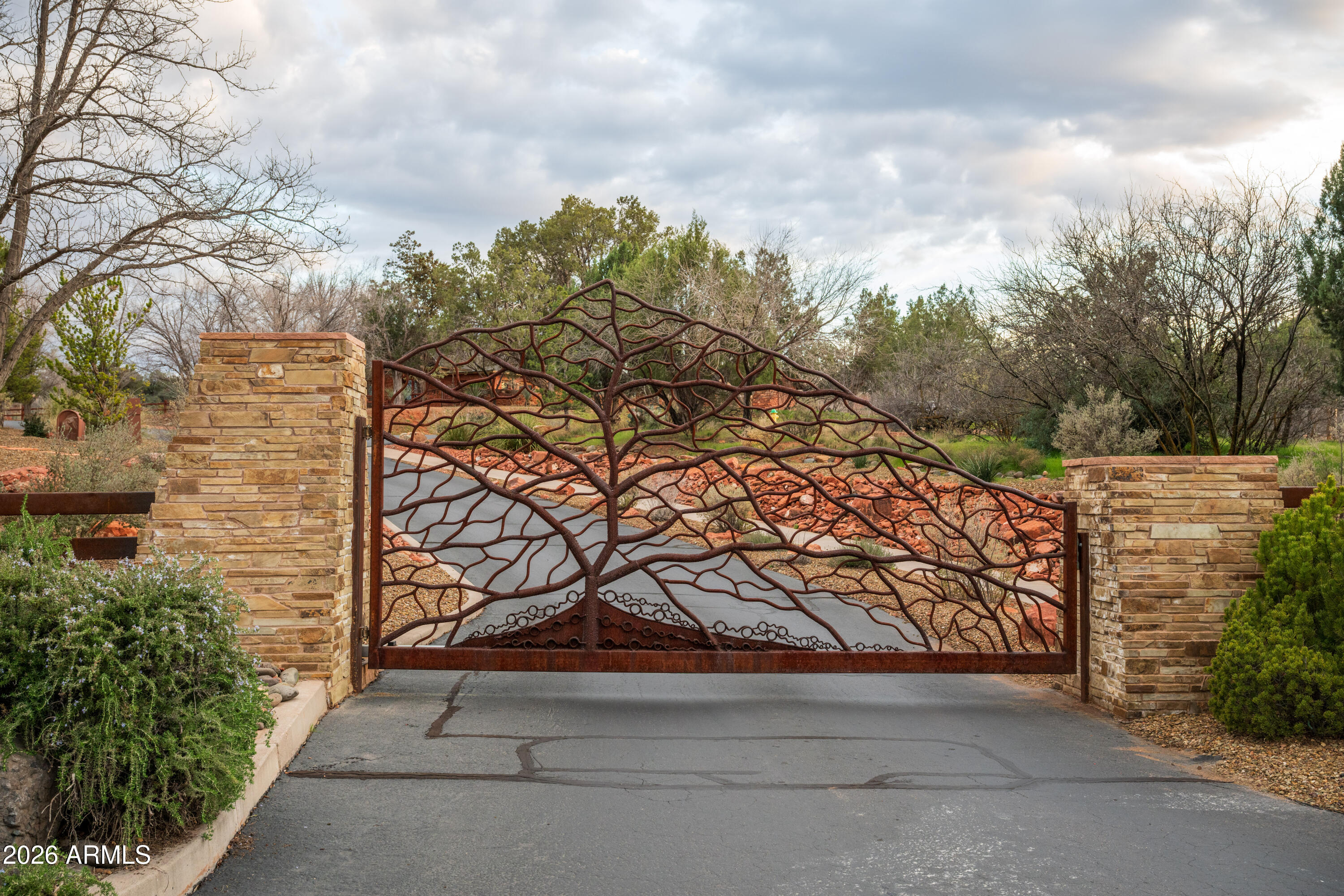 CROSS CREEK RANCH - Land