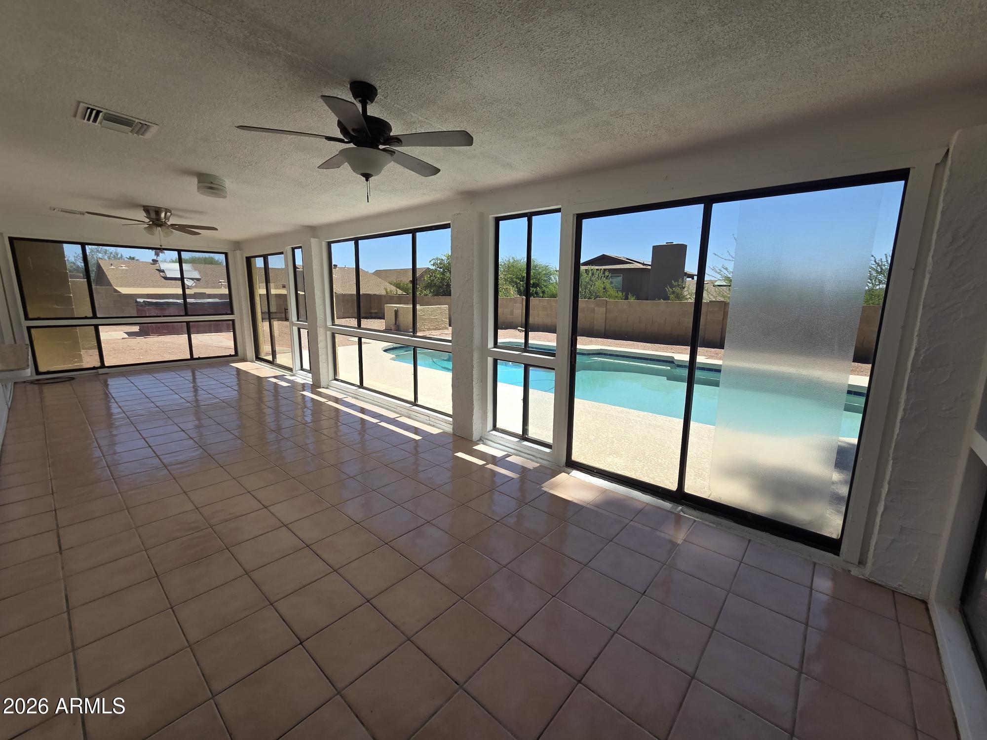 DESERT VISTA UNIT 5 AMD - Residential