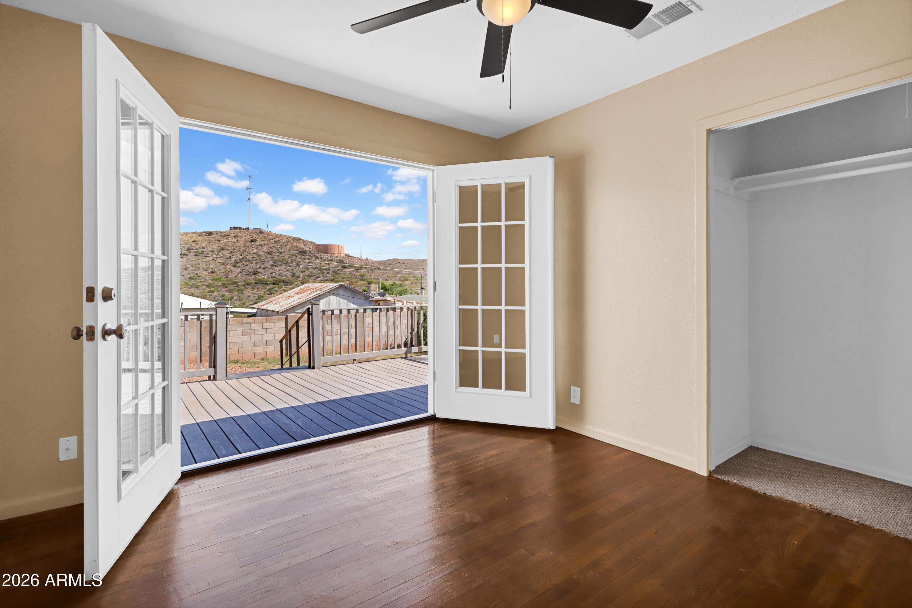 BRIGGS ADD BORNITE - Residential