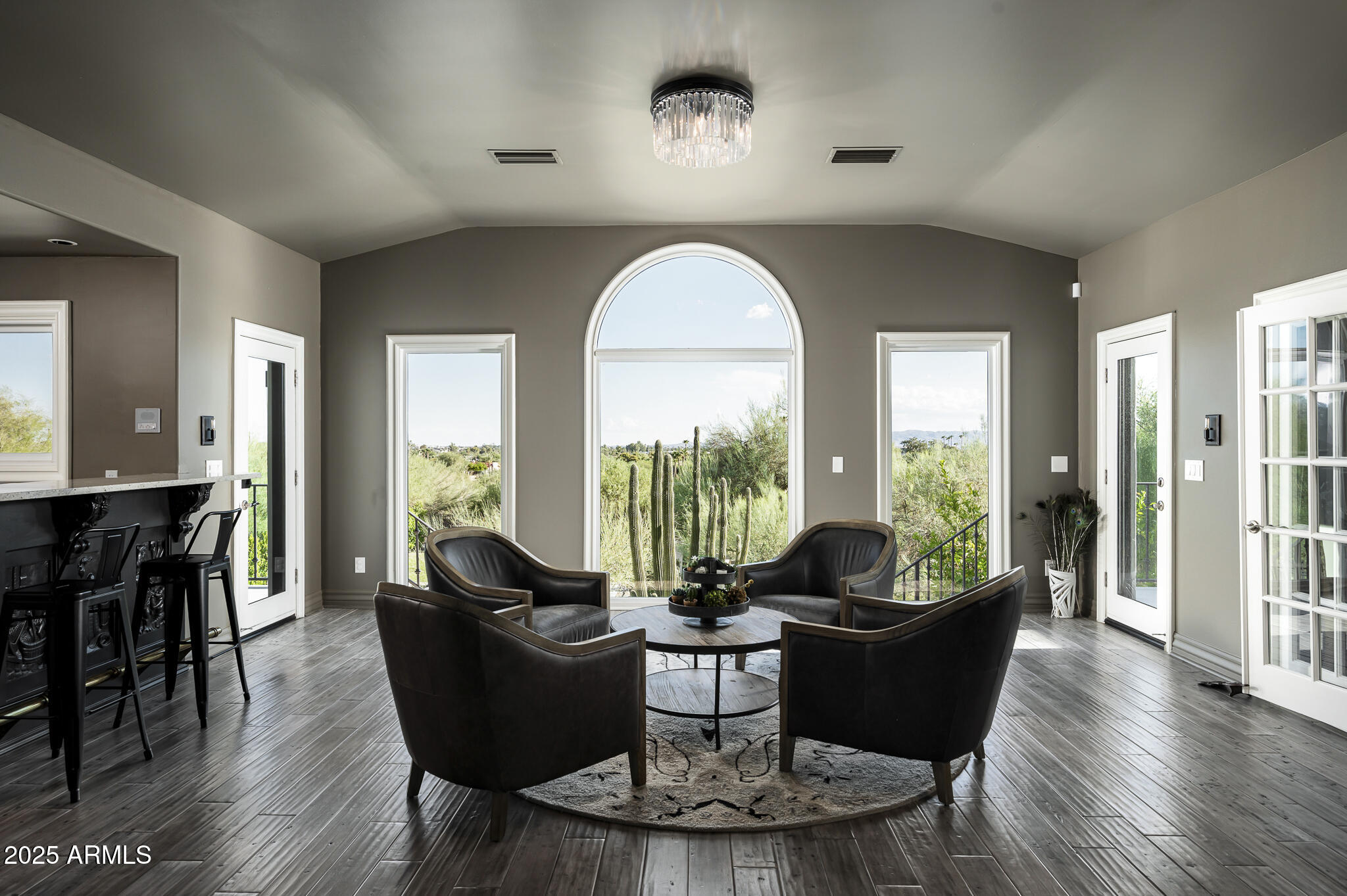 Paradise Mansion Estates - Residential