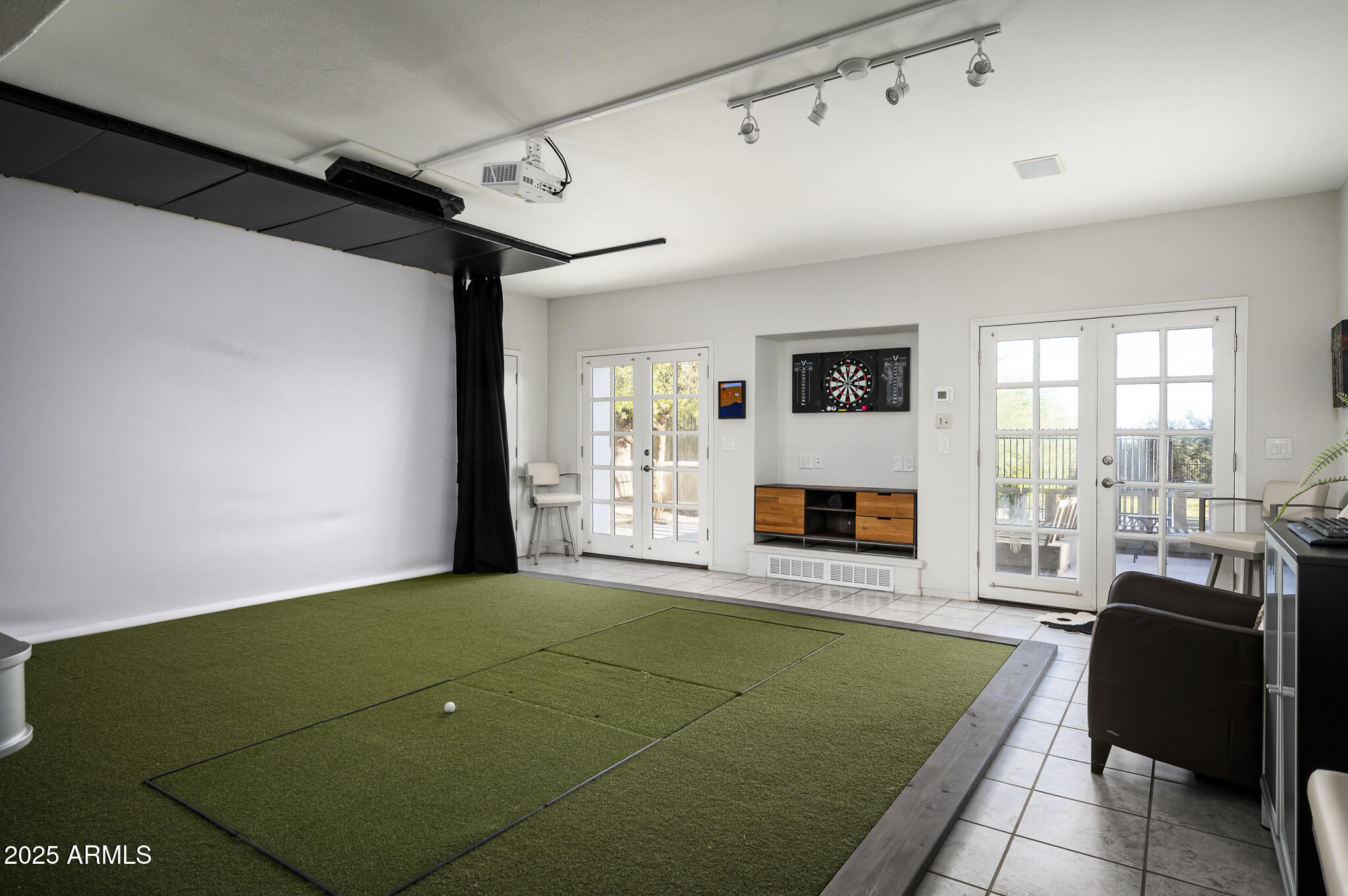 Paradise Mansion Estates - Residential