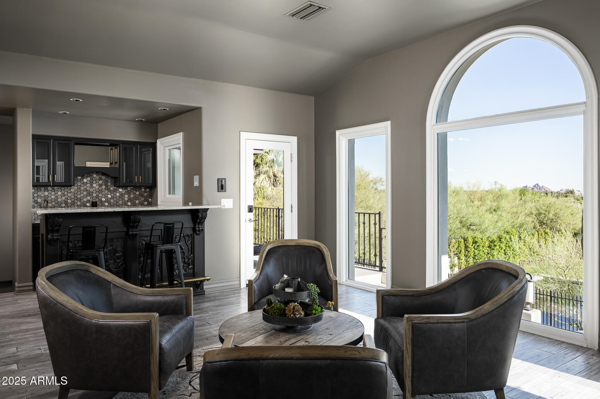 Paradise Mansion Estates - Residential