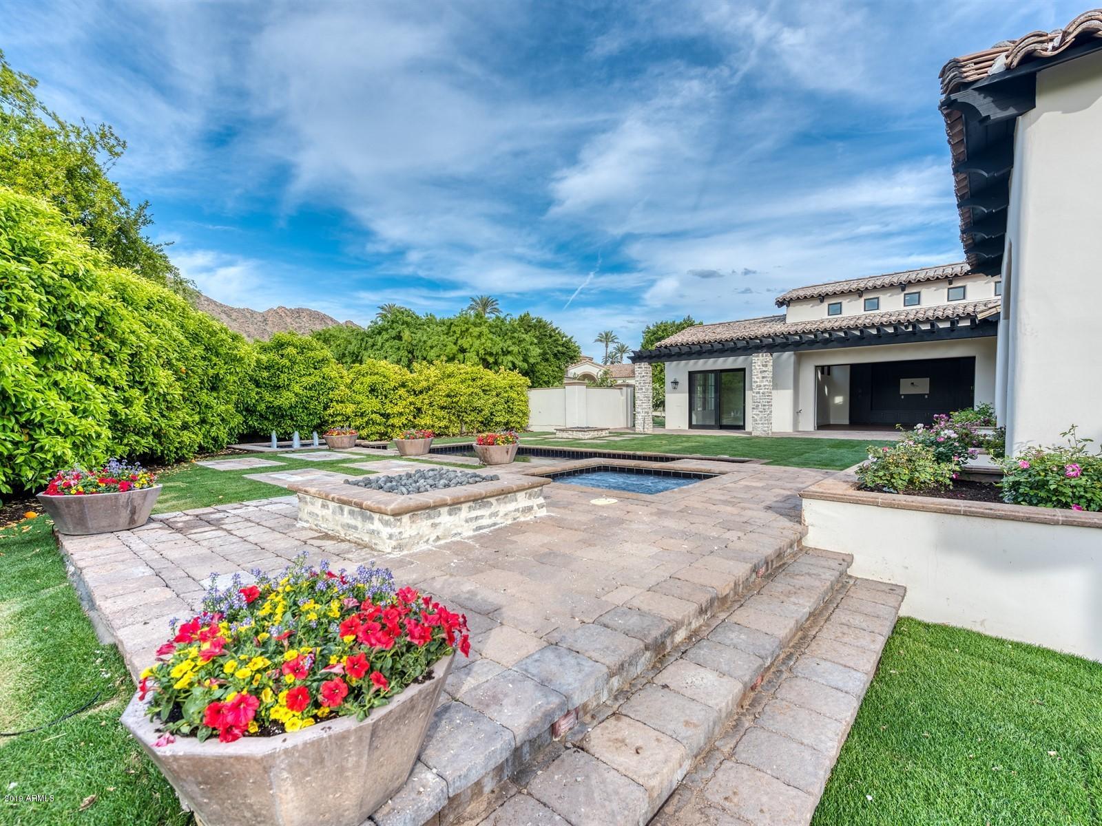 VINEYARDS AT ARCADIA - Residential