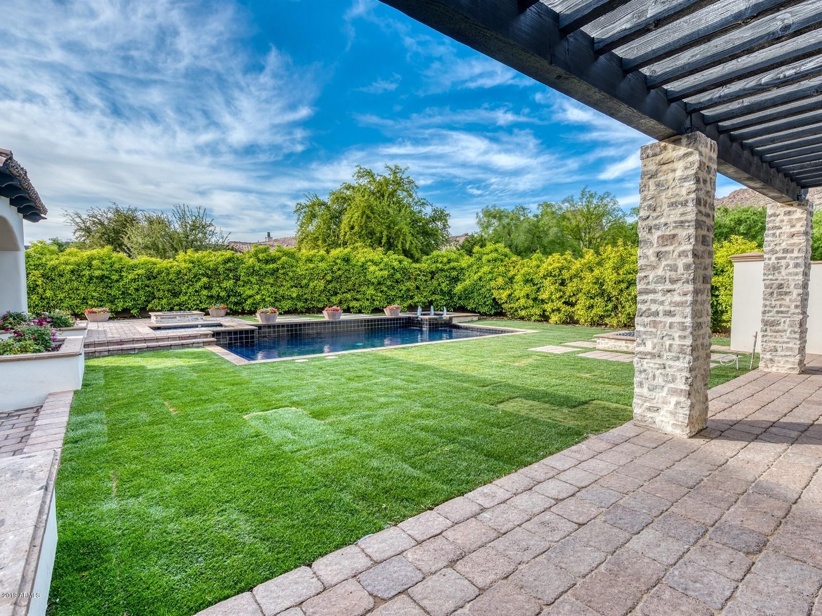 VINEYARDS AT ARCADIA - Residential