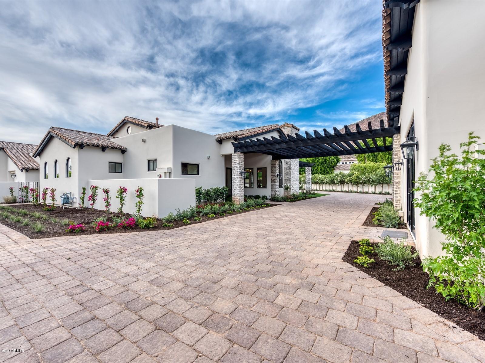 VINEYARDS AT ARCADIA - Residential