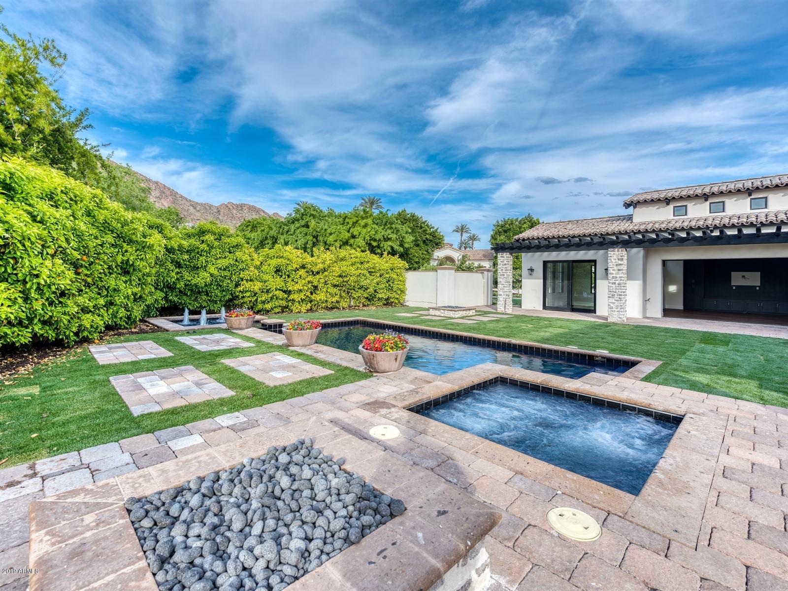 VINEYARDS AT ARCADIA - Residential