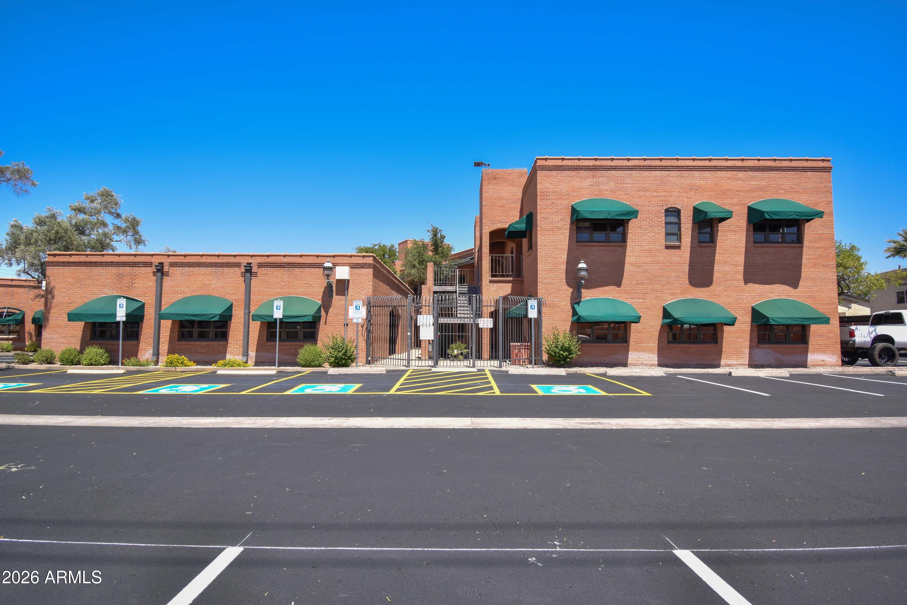 CAMBRIDGE COURT OFFICE CONDOMINIUM - Commercial Sale