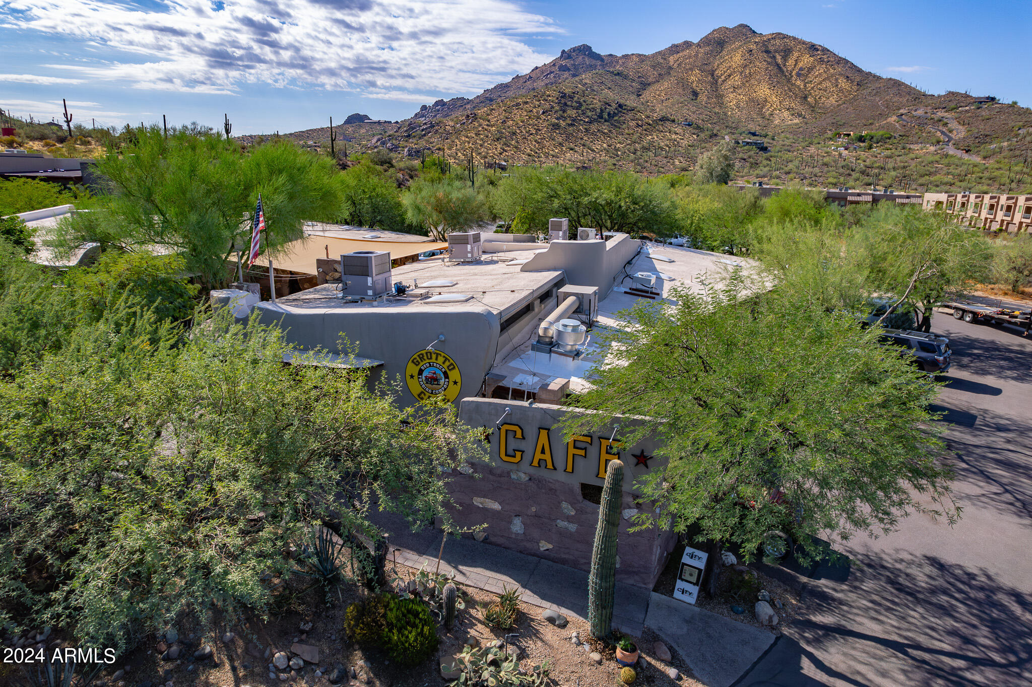 La Kanza Plaza at Red Truck - Commercial Sale