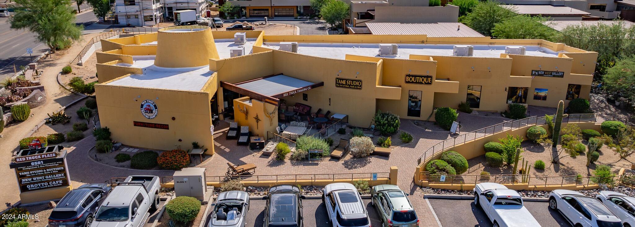 La Kanza Plaza at Red Truck - Commercial Sale