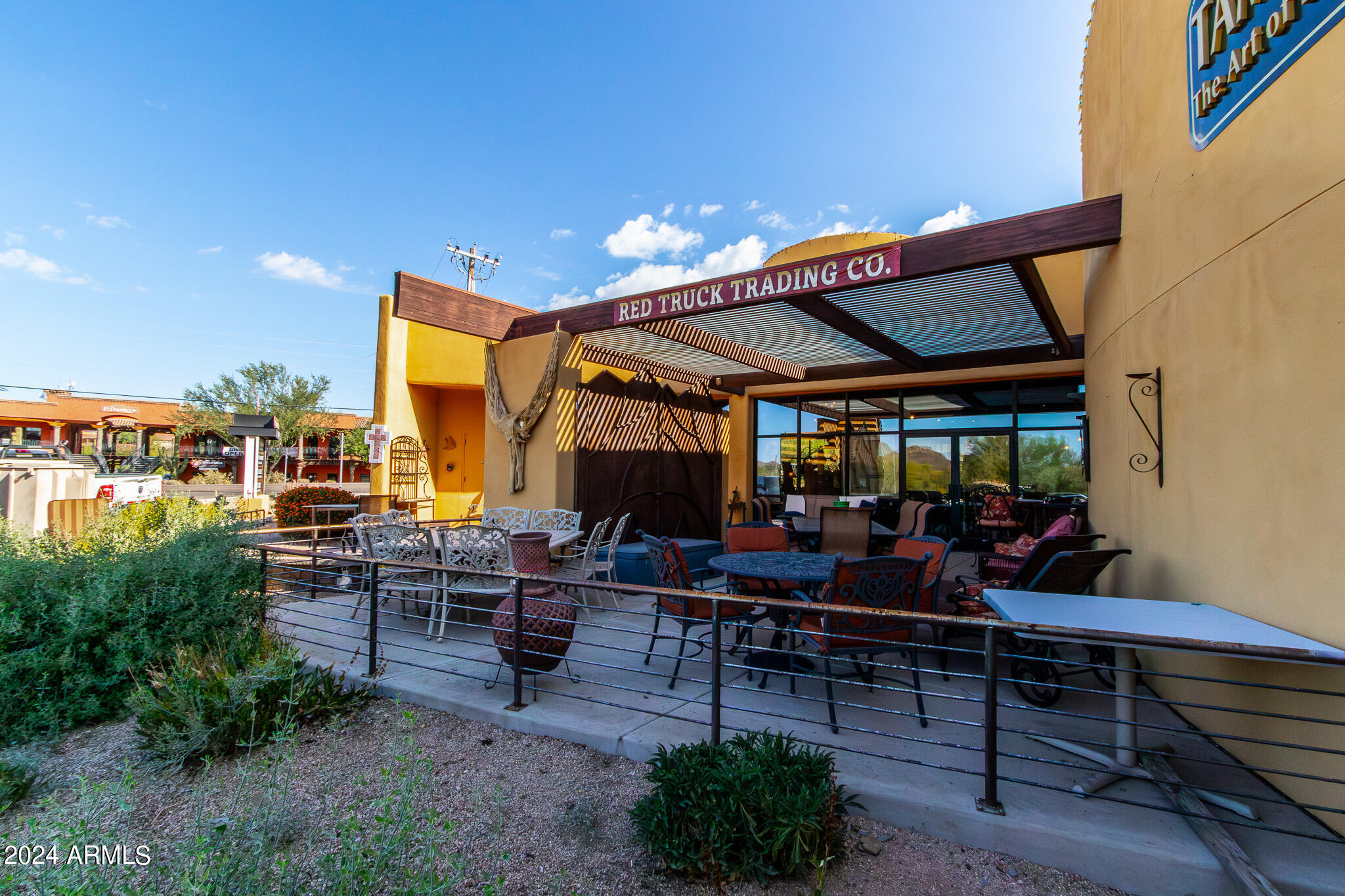 La Kanza Plaza at Red Truck - Commercial Sale