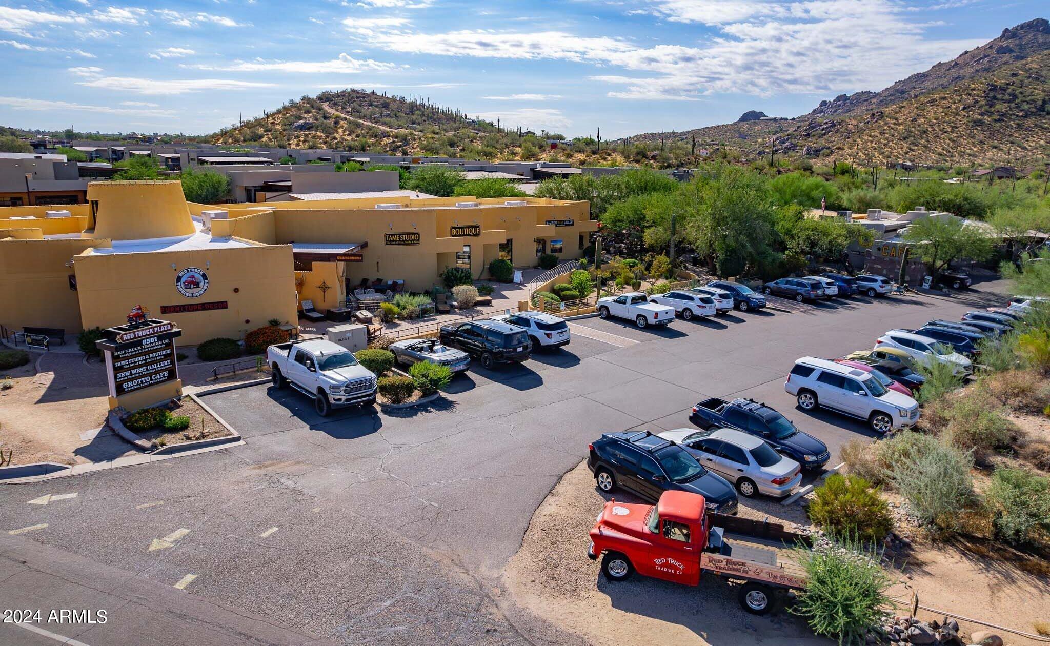 La Kanza Plaza at Red Truck - Commercial Sale
