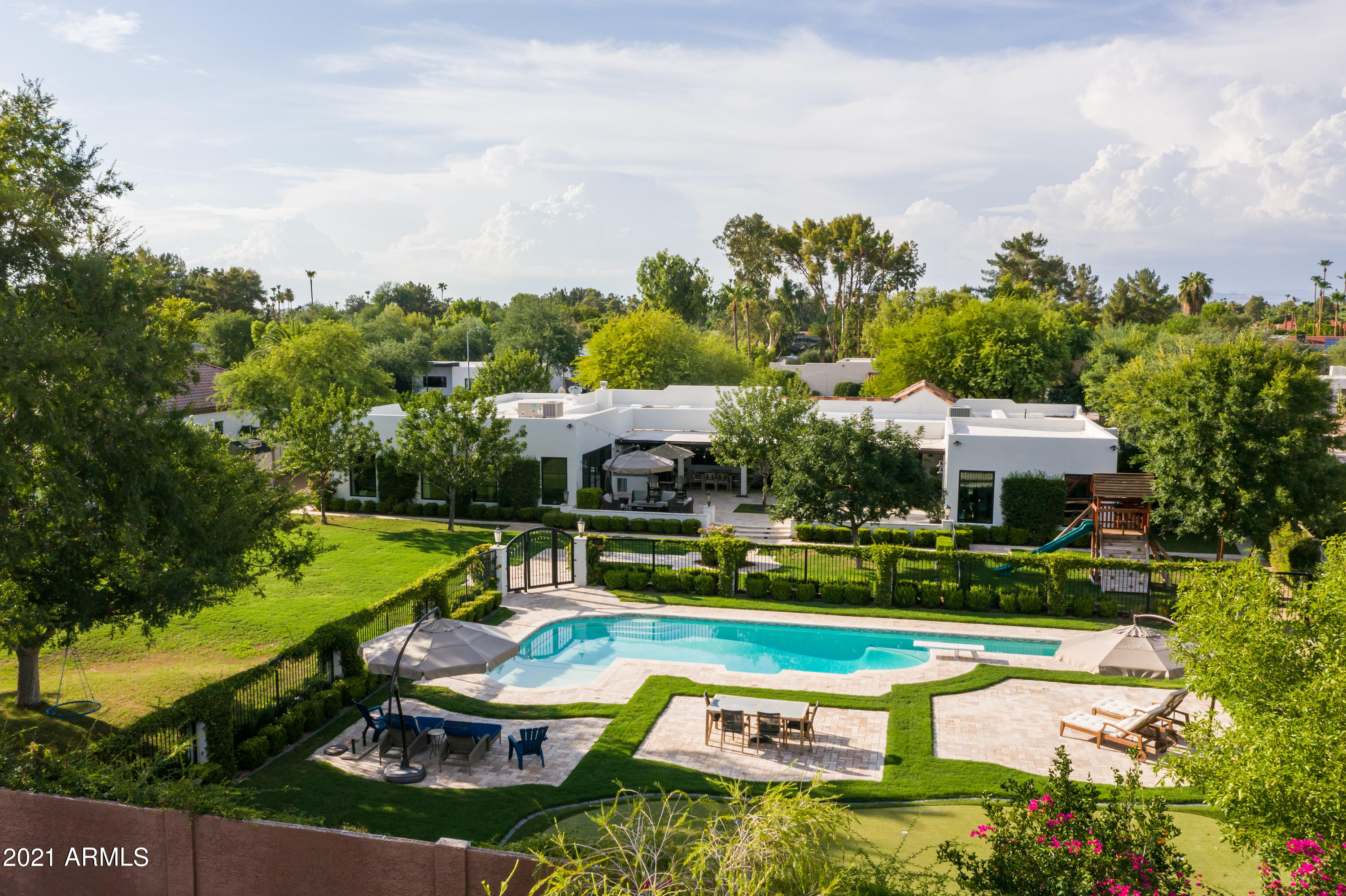 VISTA HERMOSA UNIT 1 - Residential