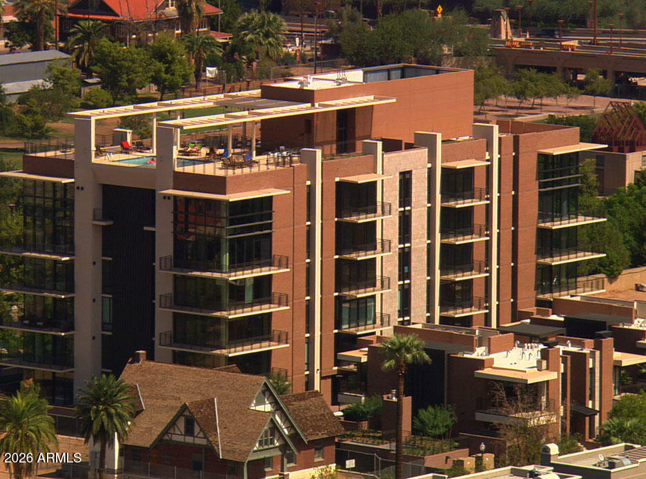 PORTLAND PLACE CONDOMINIUMS - Residential Lease