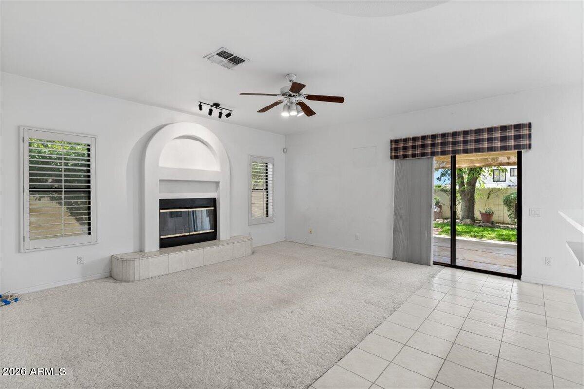 RED MOUNTAIN ESTATES LOT 1-8 9-149 TR A-C - Residential