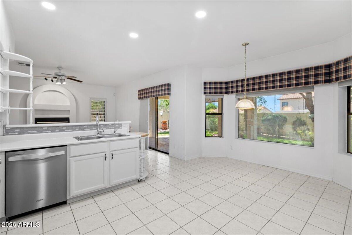 RED MOUNTAIN ESTATES LOT 1-8 9-149 TR A-C - Residential