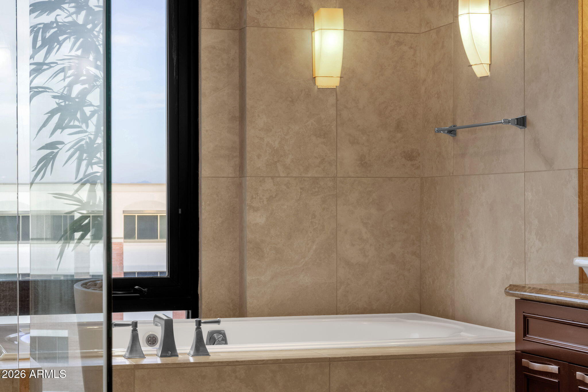 3RD AVENUE LOFTS CONDOMINIUM - Residential