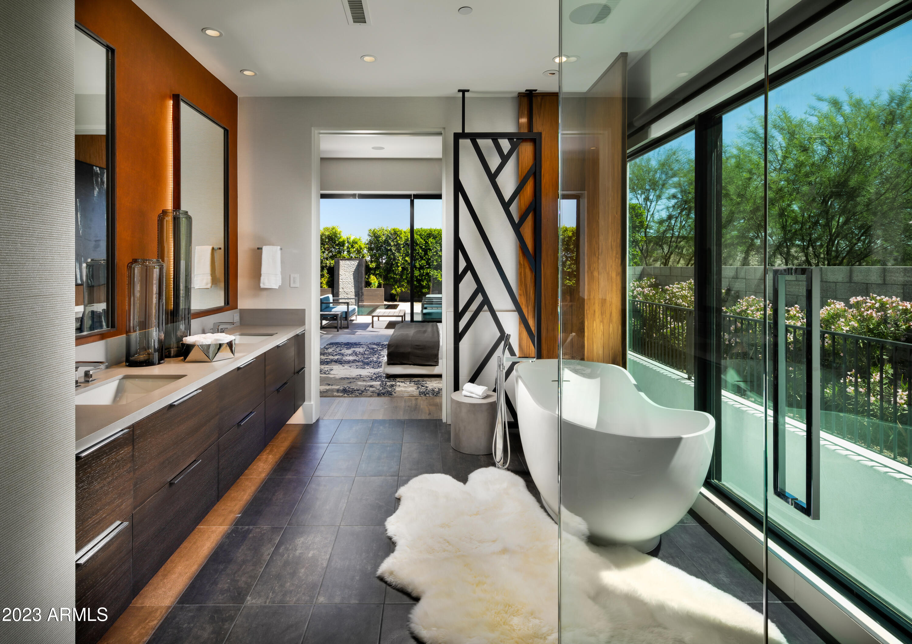 RITZ-CARLTON PARCEL B - Residential