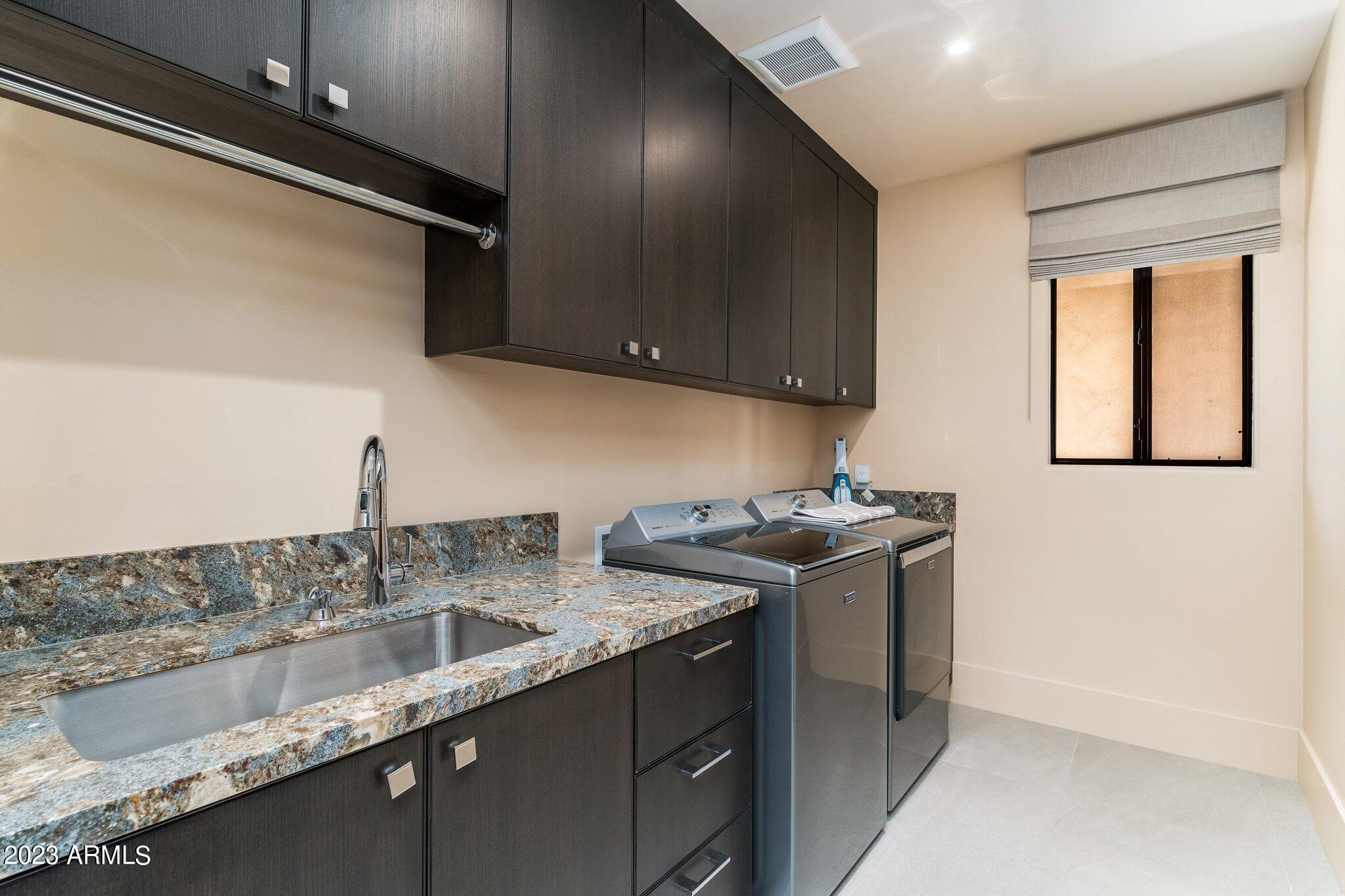 DC RANCH - Residential
