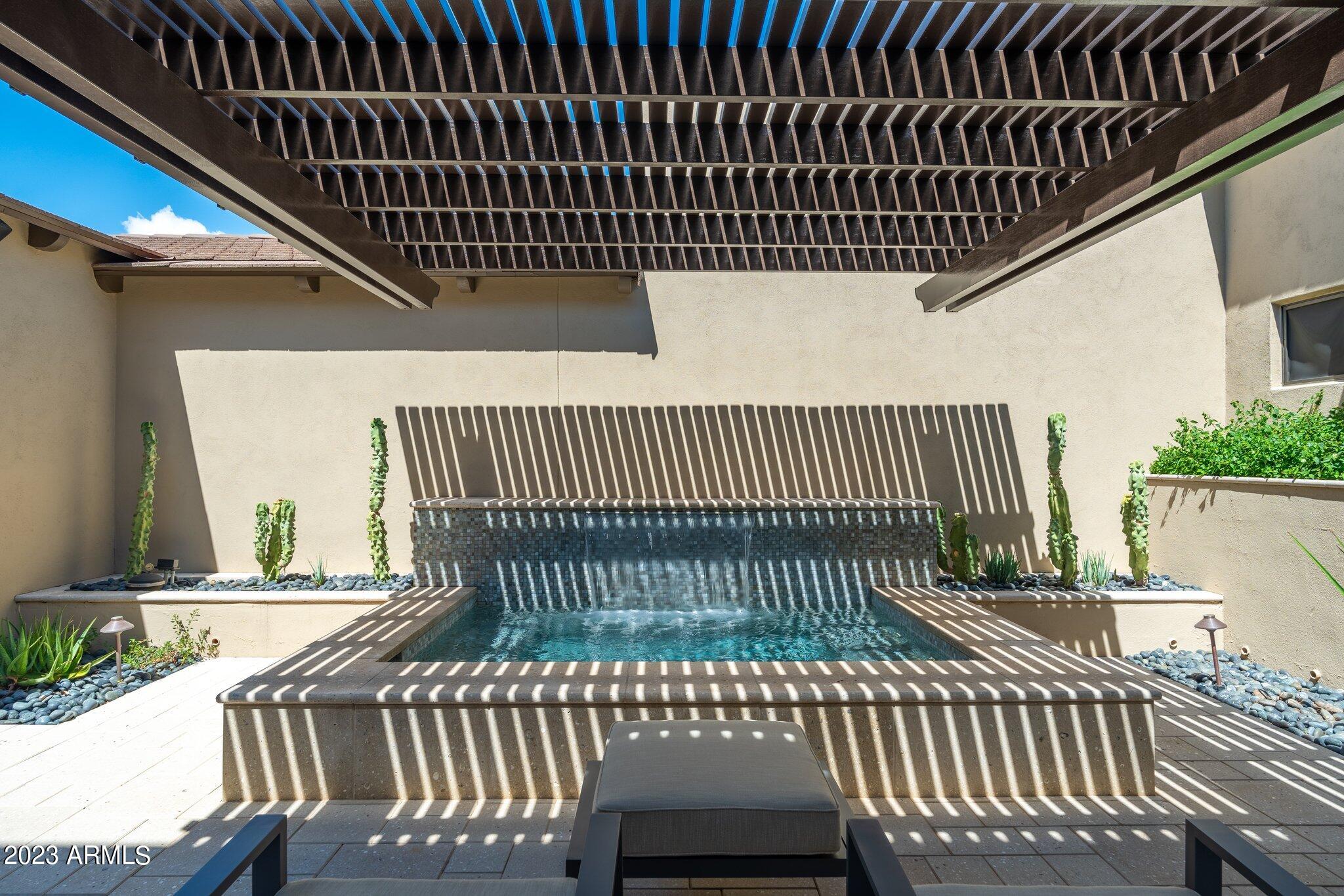 DC RANCH - Residential
