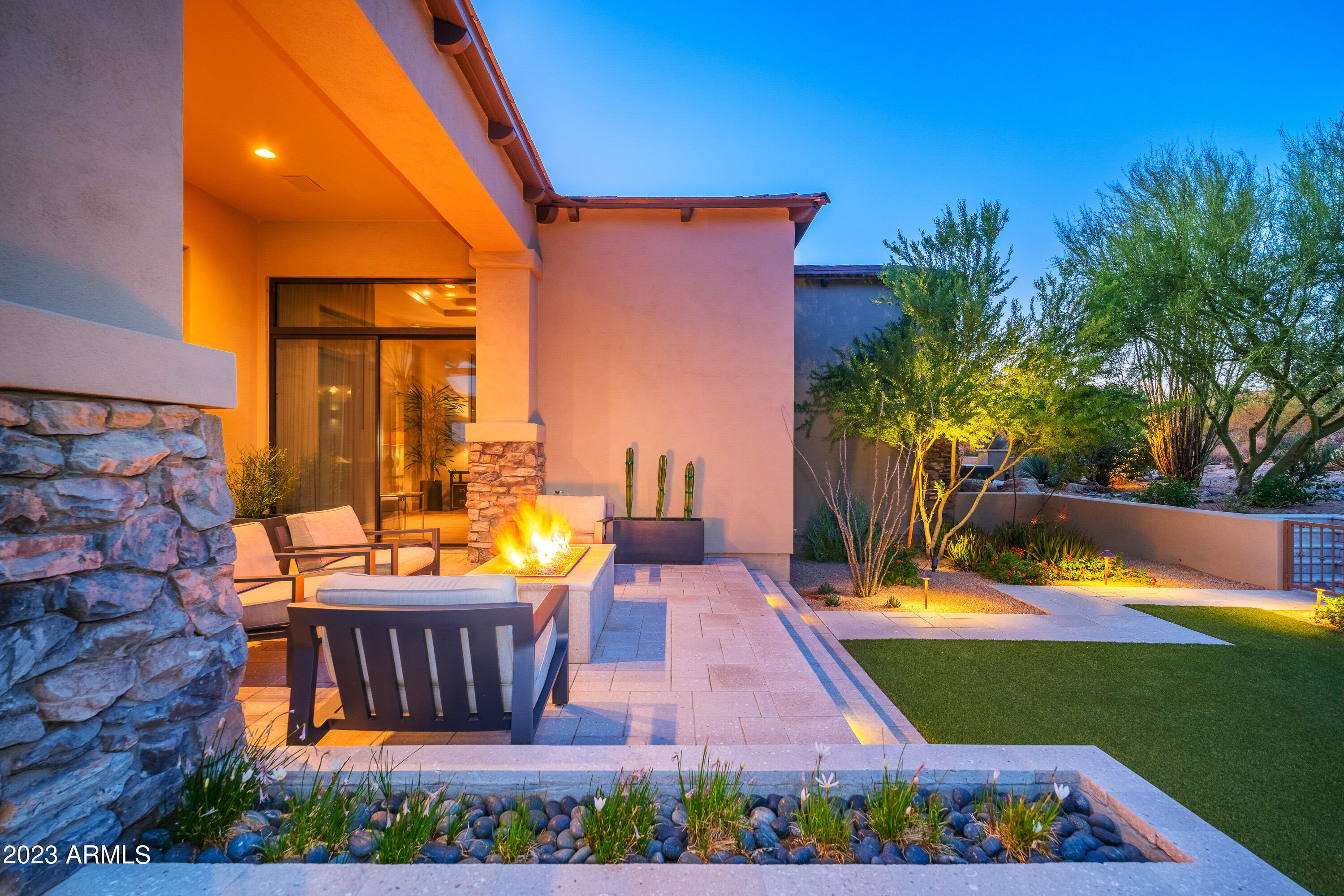 DC RANCH - Residential