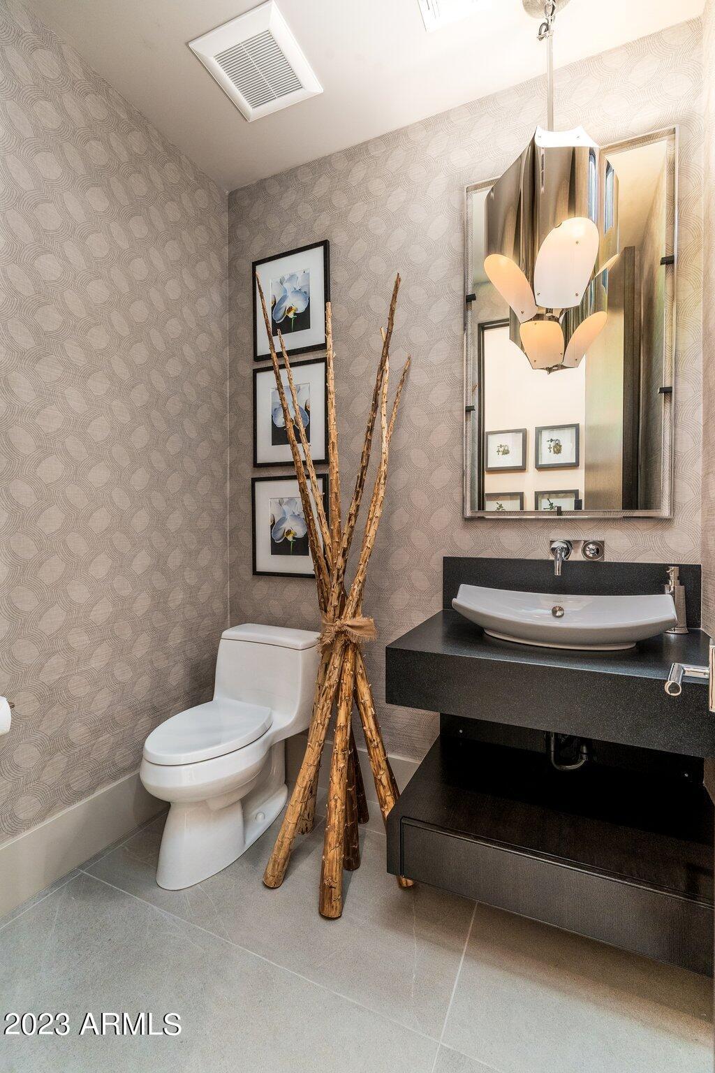 DC RANCH - Residential