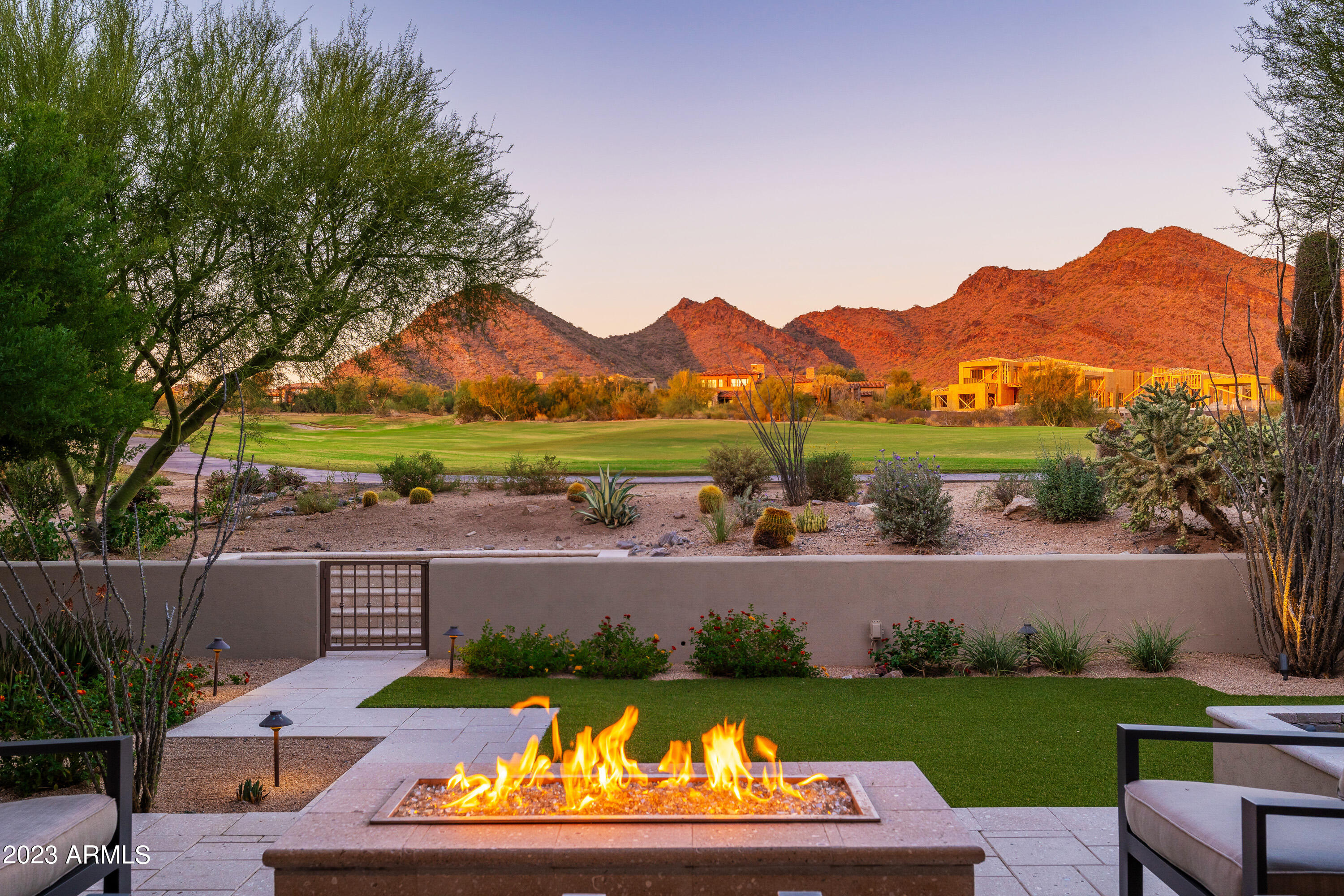 DC RANCH - Residential
