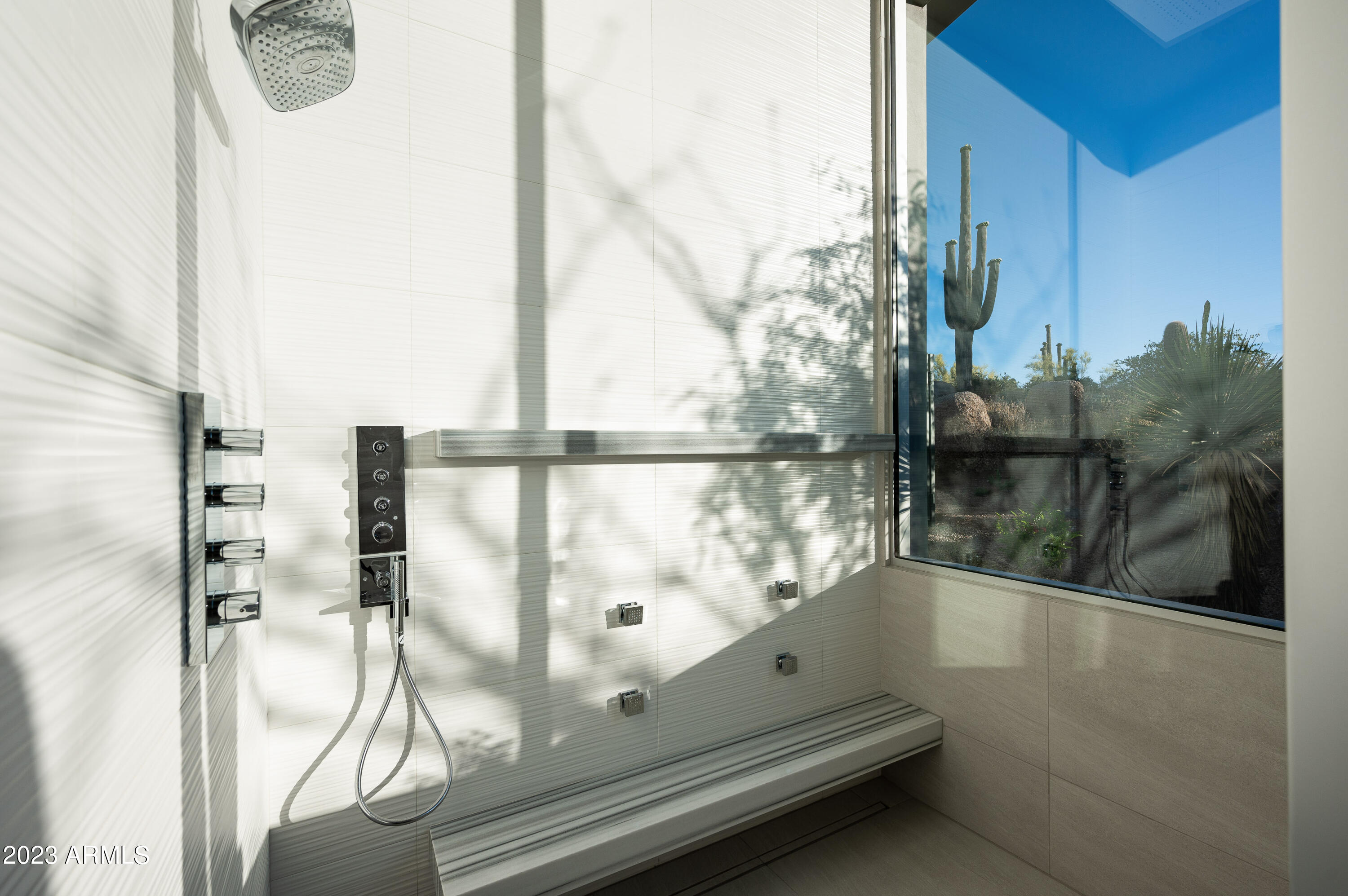 ESTANCIA - Residential
