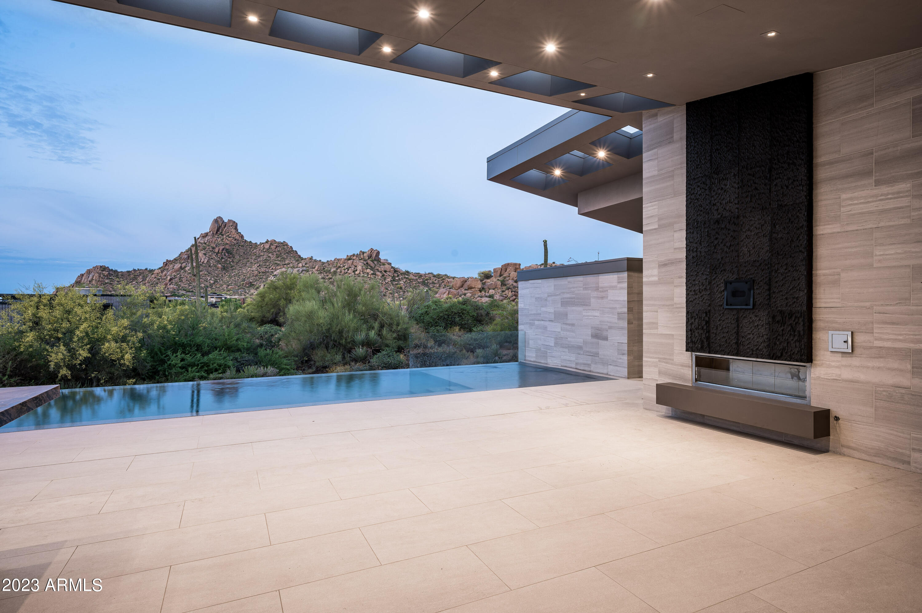 ESTANCIA - Residential