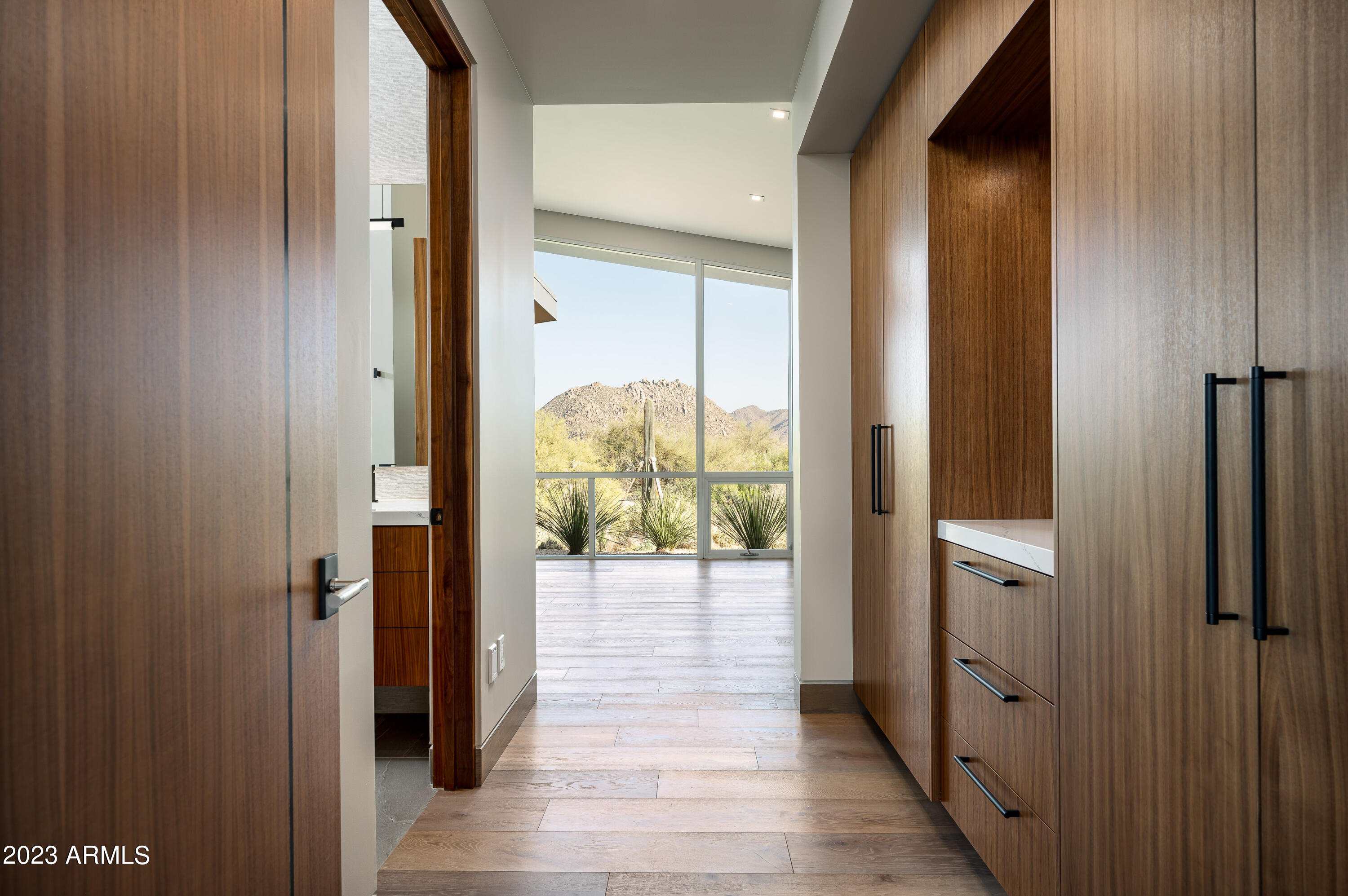ESTANCIA - Residential
