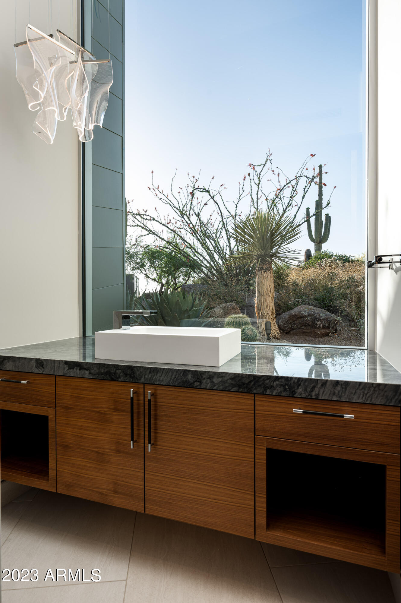 ESTANCIA - Residential