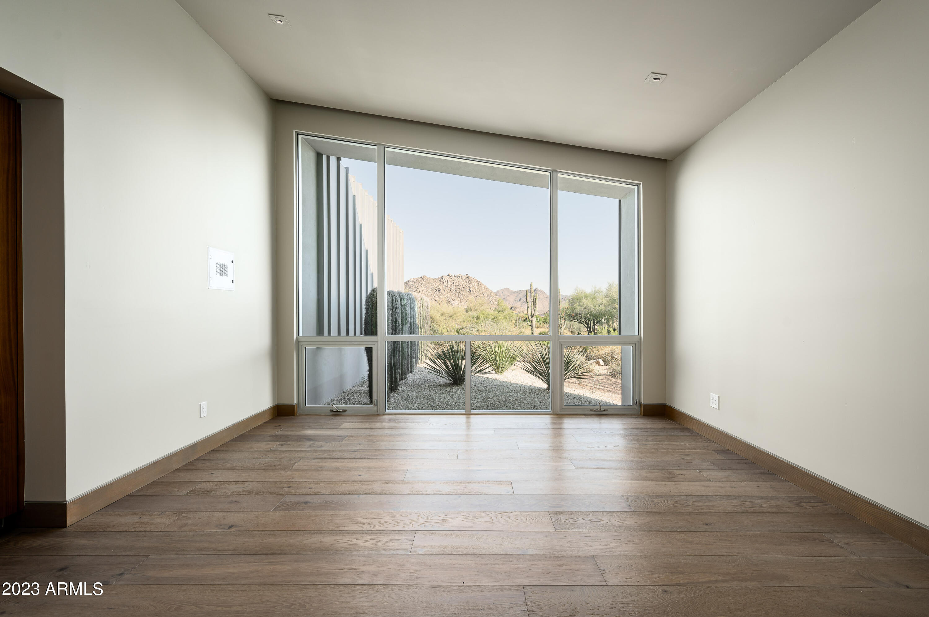 ESTANCIA - Residential