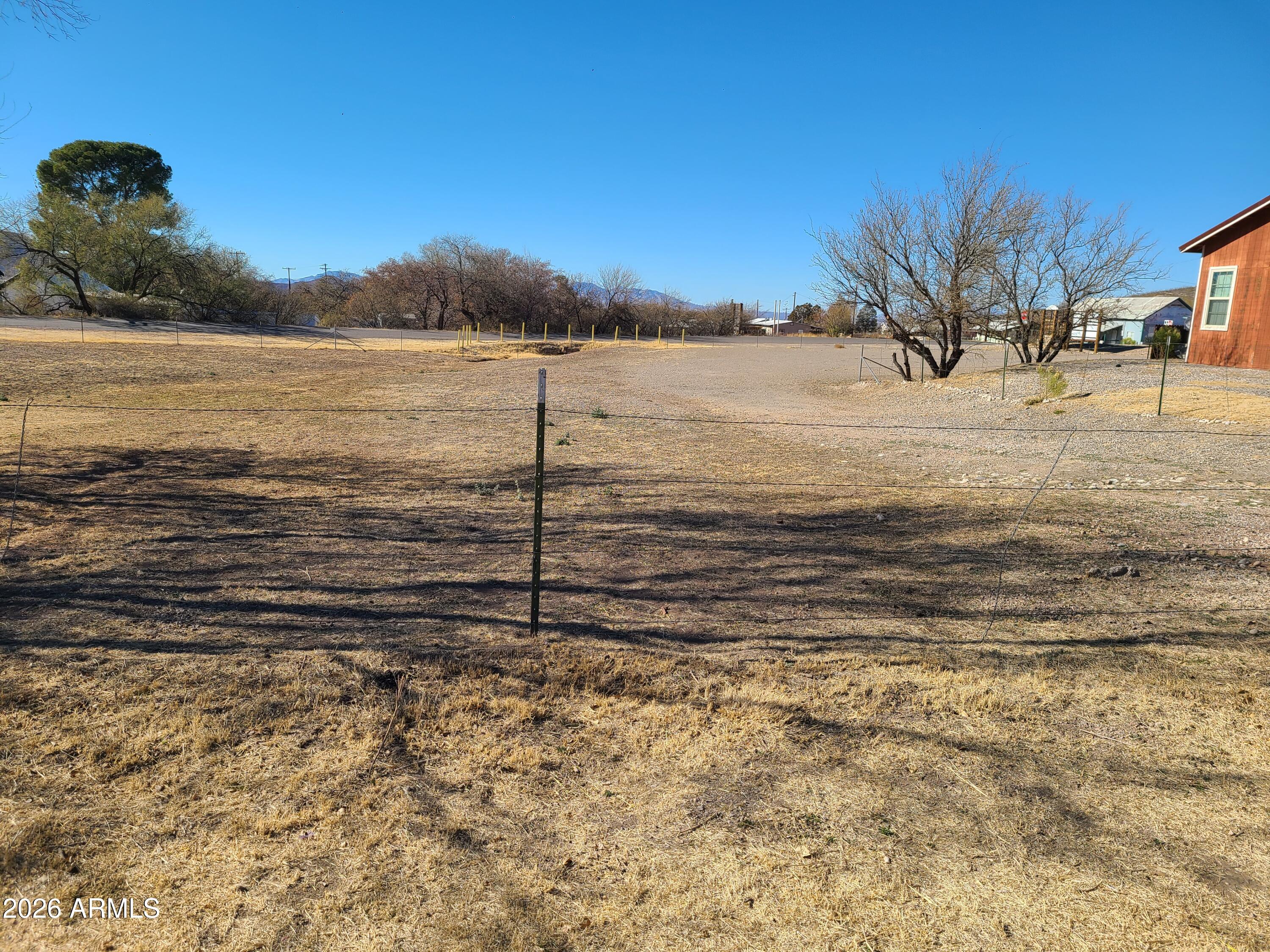 BOWMAN ADDITION - Land
