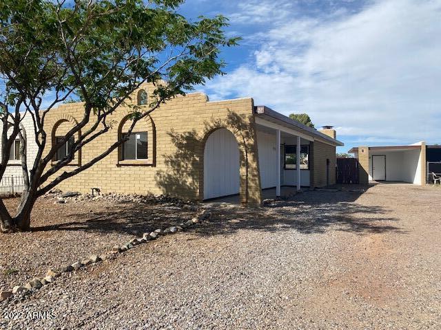 Recently renovated with new carpet freshly painted. 3 Bedroom,2 Bath,1 Carport w/ storage room 1375 sq. ft ,Refrigerated Air. Cozy fence in back yard with patio.