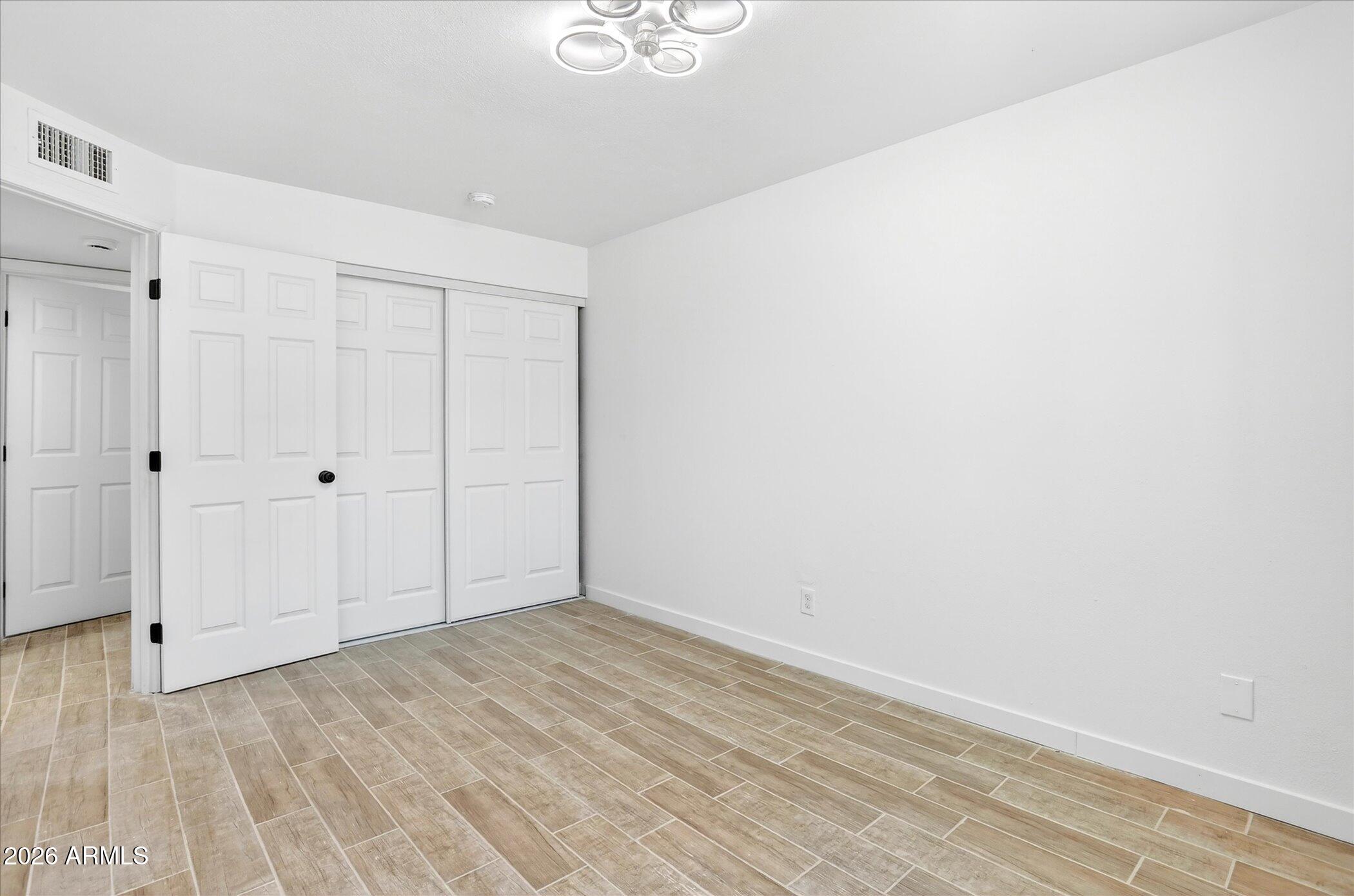 MARYVALE TERRACE NO. 52 - Residential
