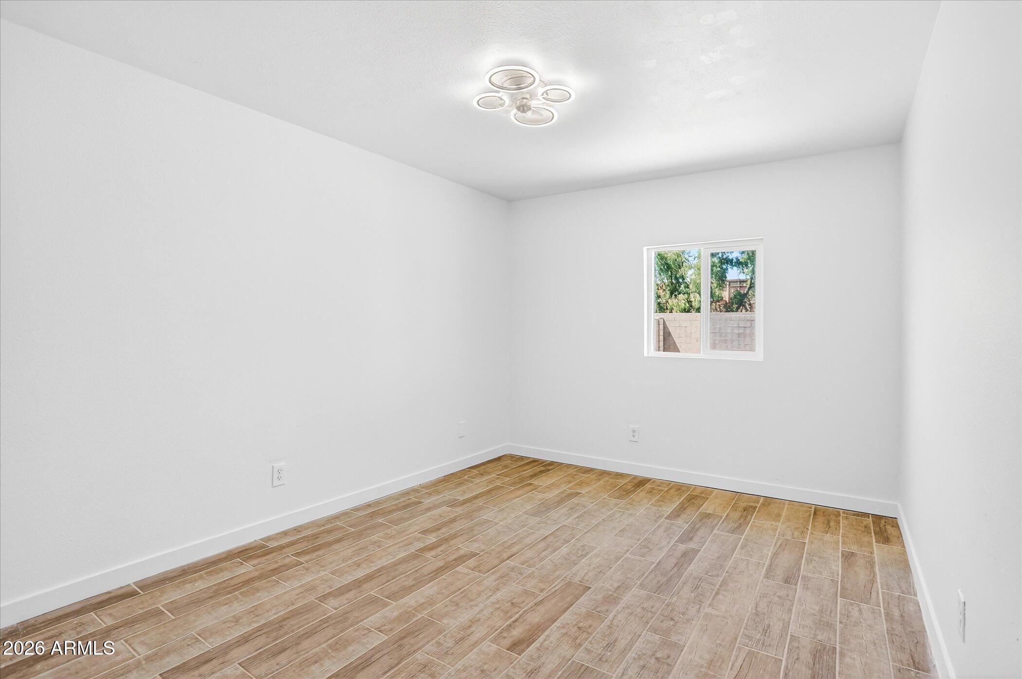 MARYVALE TERRACE NO. 52 - Residential