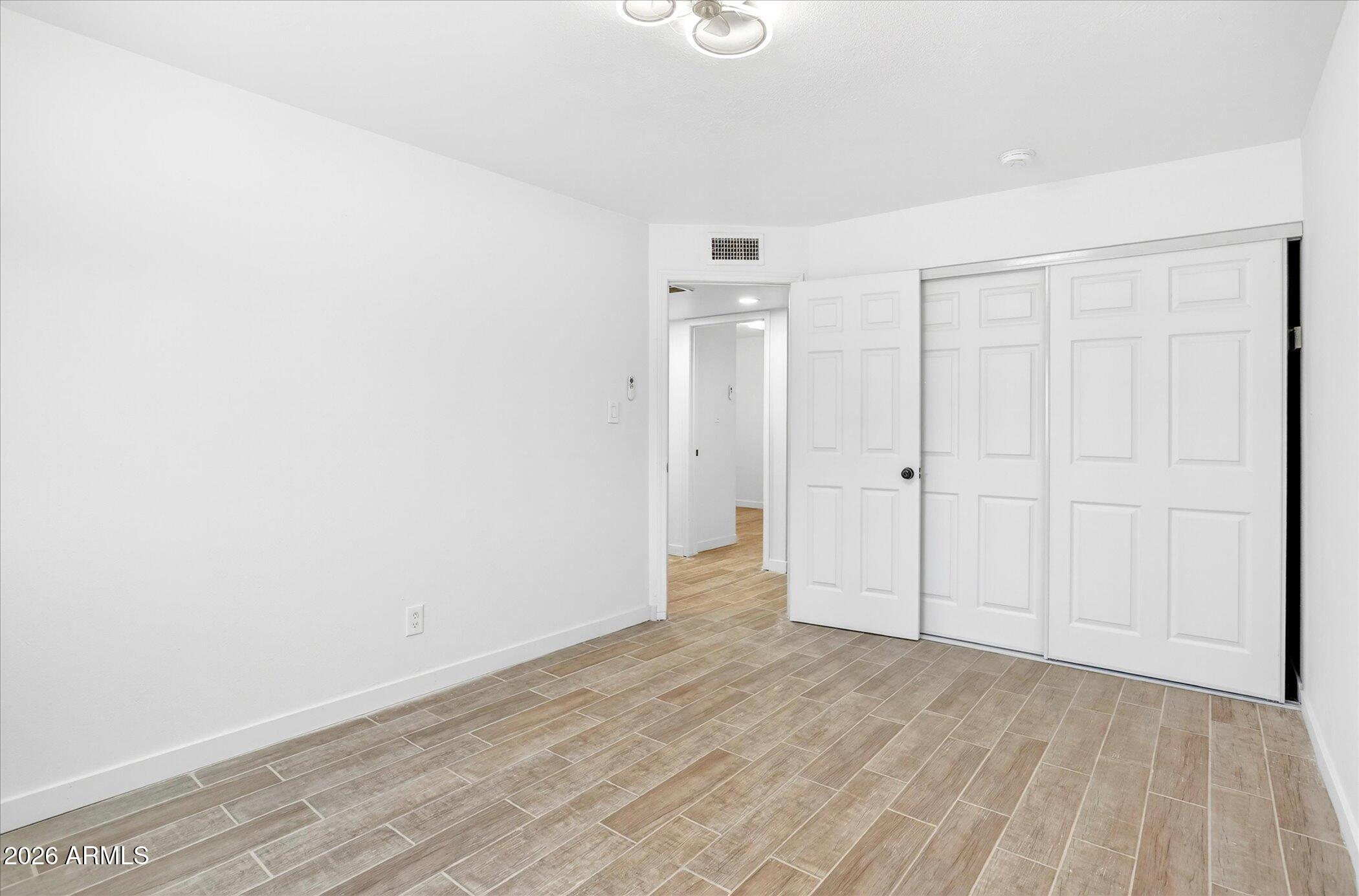 MARYVALE TERRACE NO. 52 - Residential
