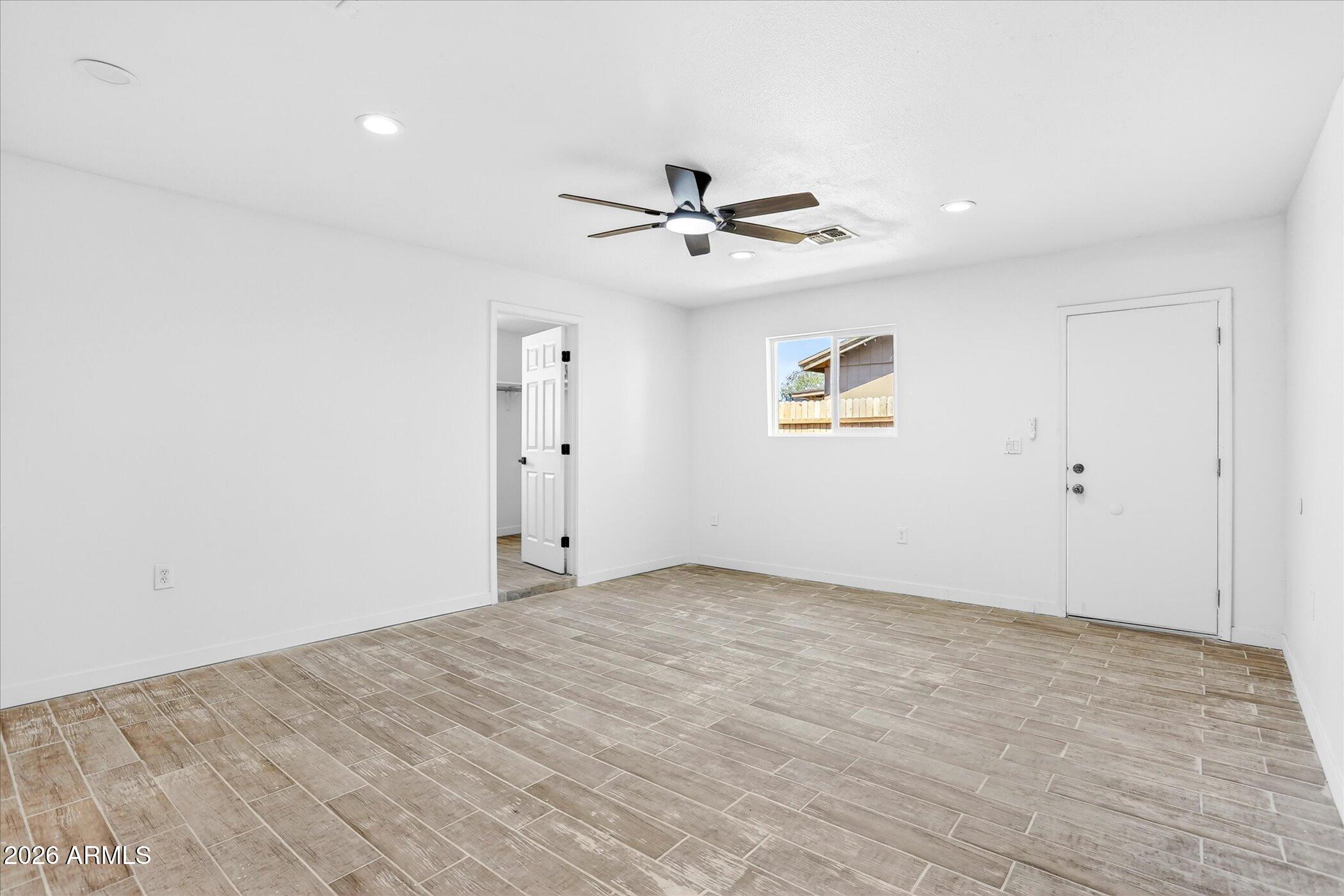 MARYVALE TERRACE NO. 52 - Residential