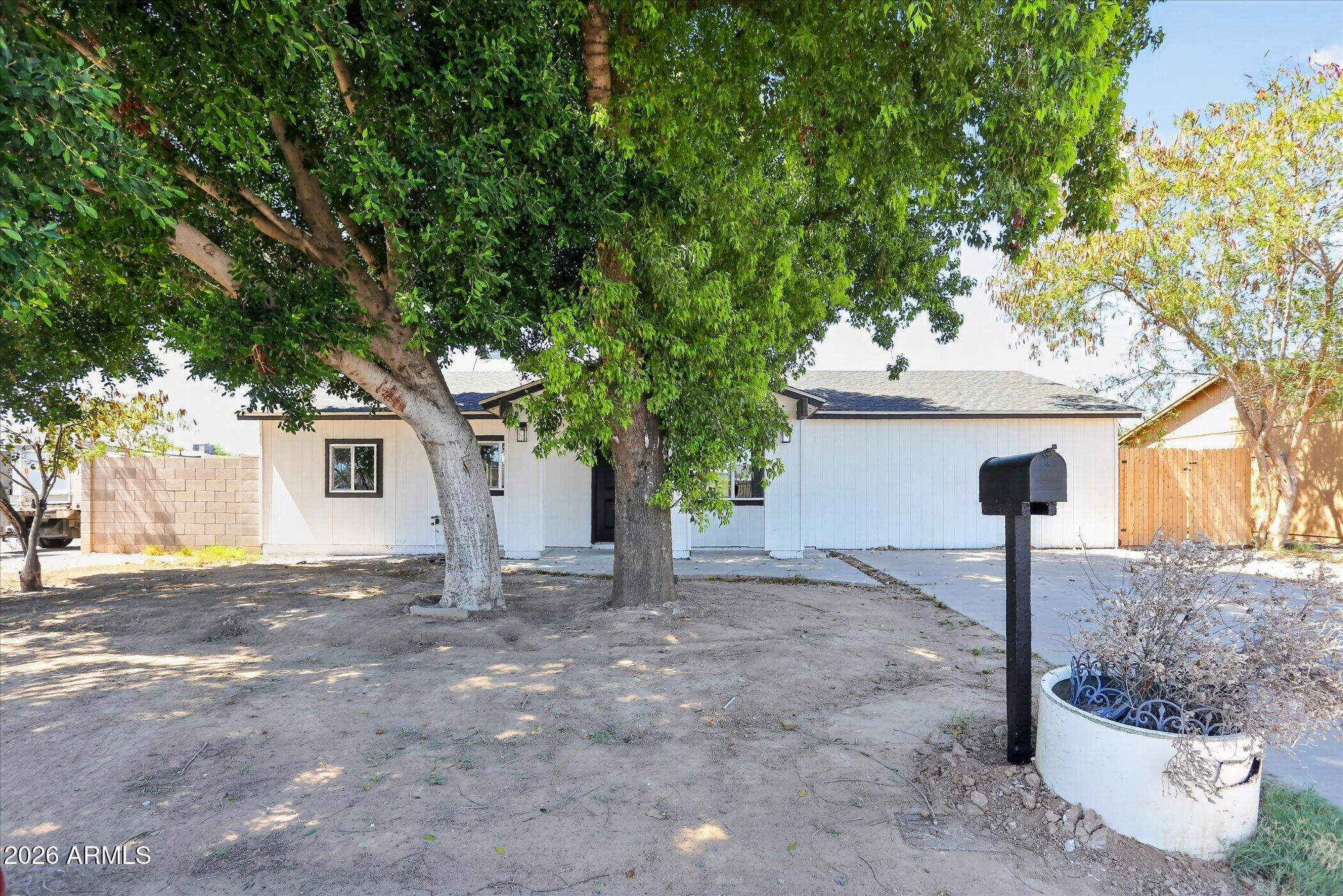 MARYVALE TERRACE NO. 52 - Residential