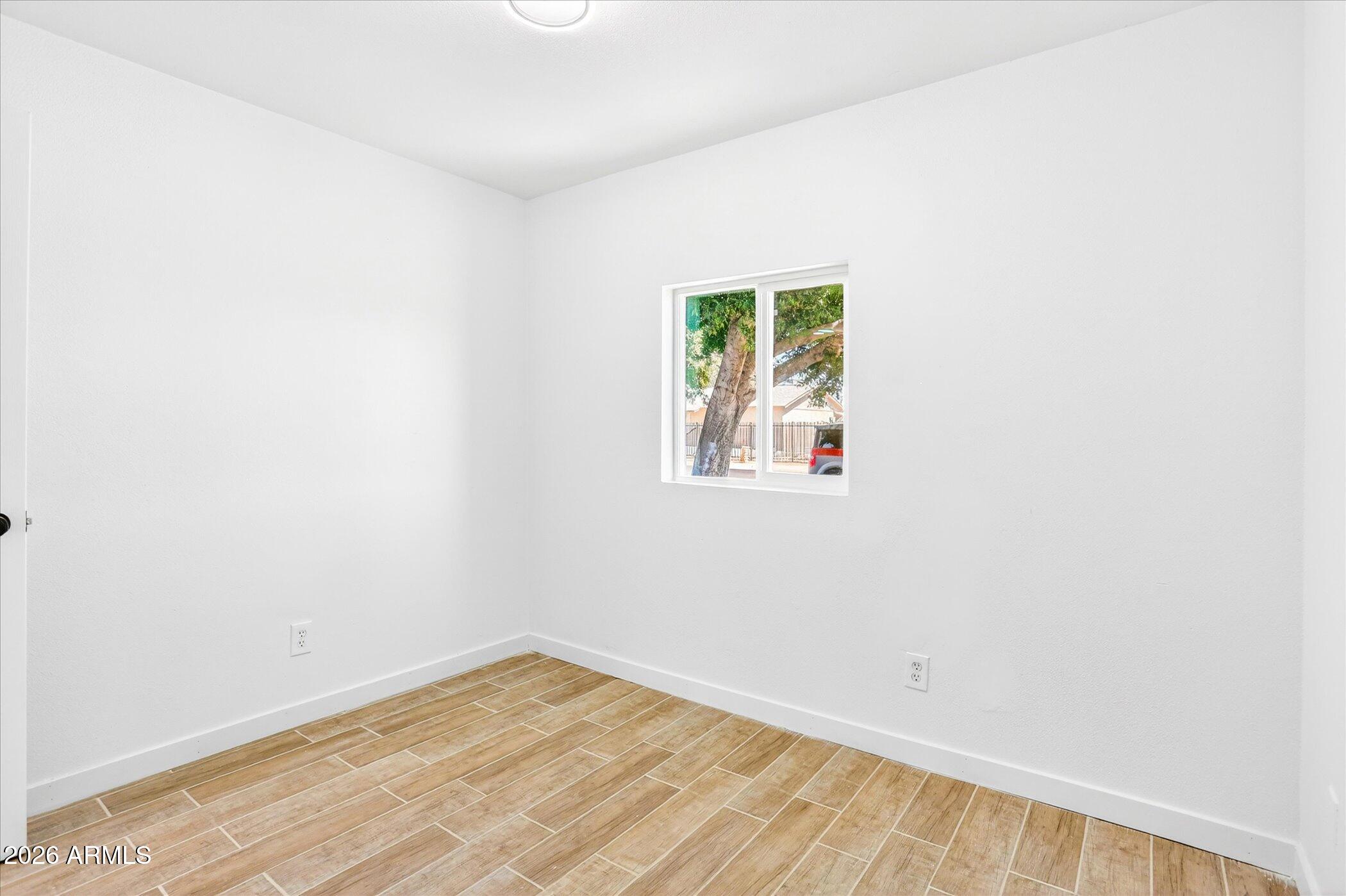 MARYVALE TERRACE NO. 52 - Residential
