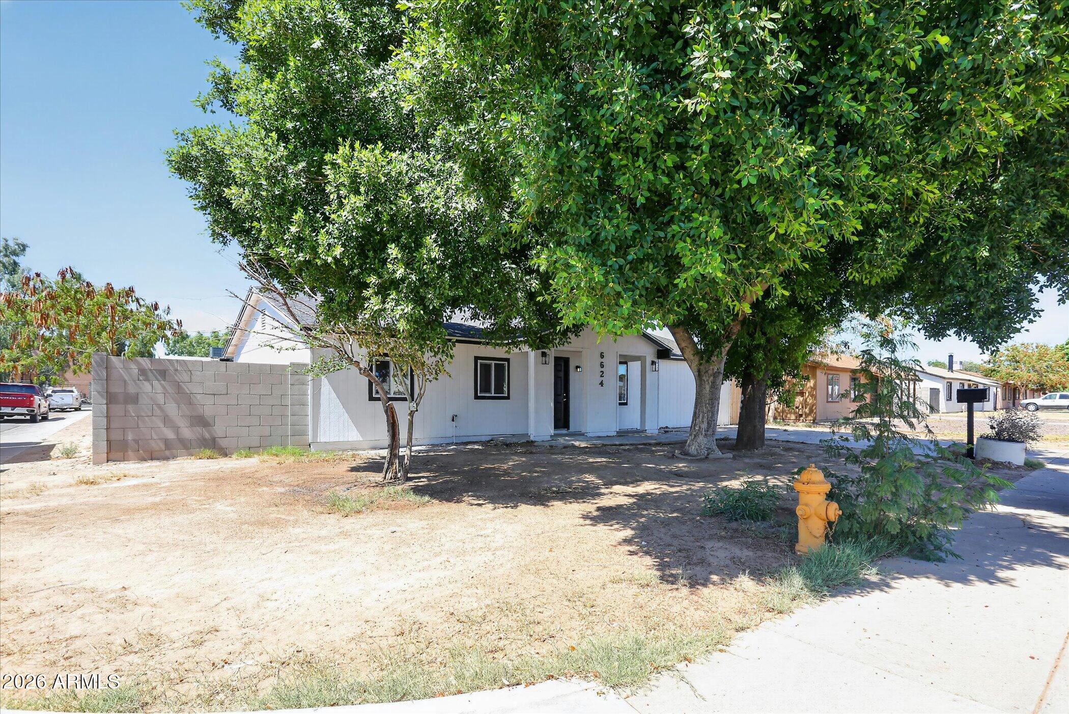 MARYVALE TERRACE NO. 52 - Residential