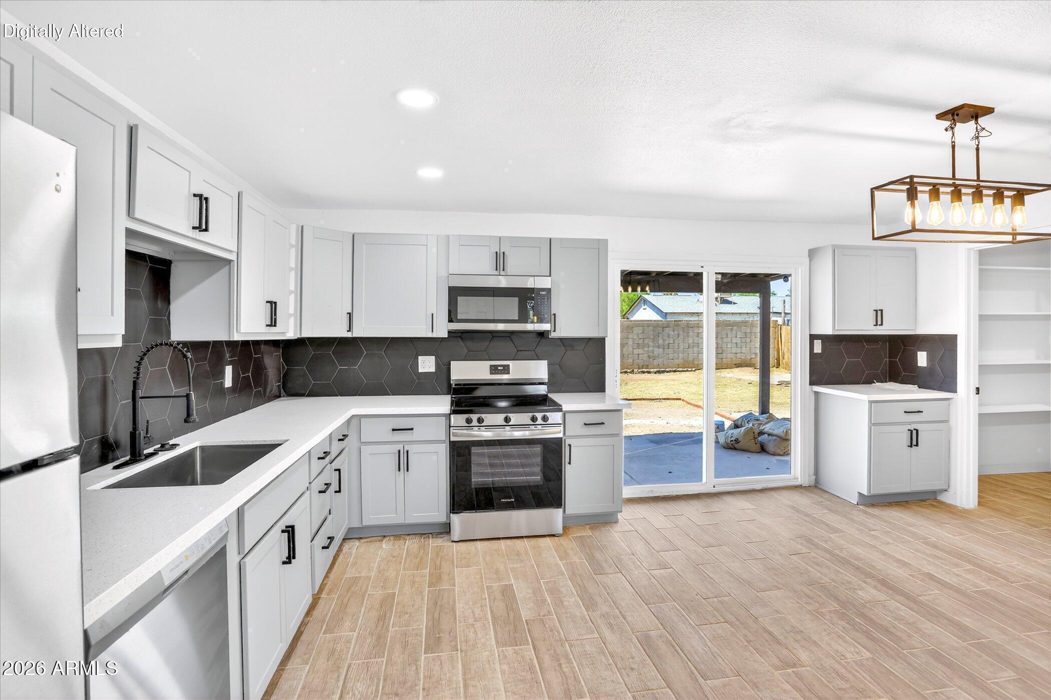 MARYVALE TERRACE NO. 52 - Residential