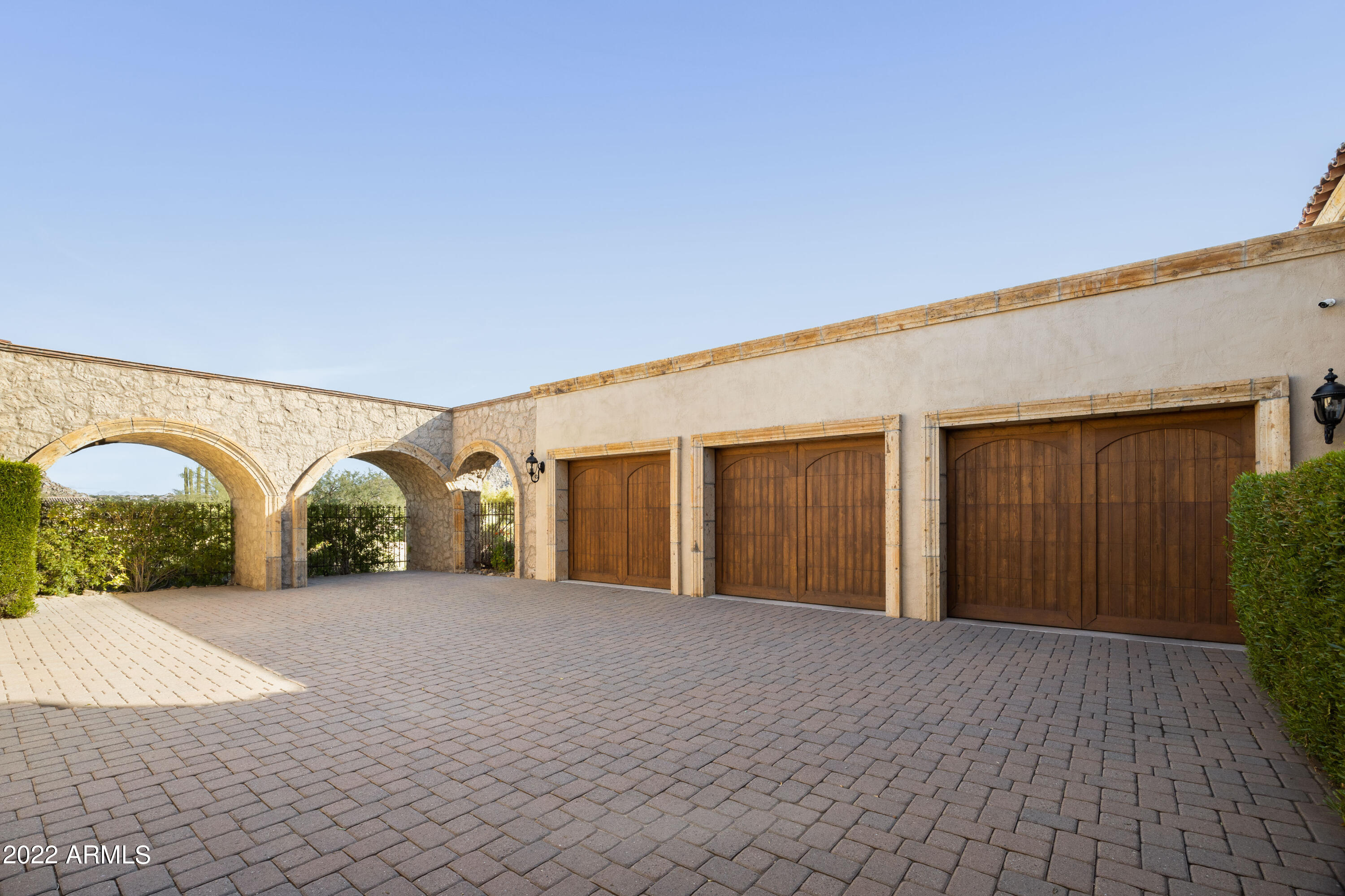 ESTANCIA - Residential