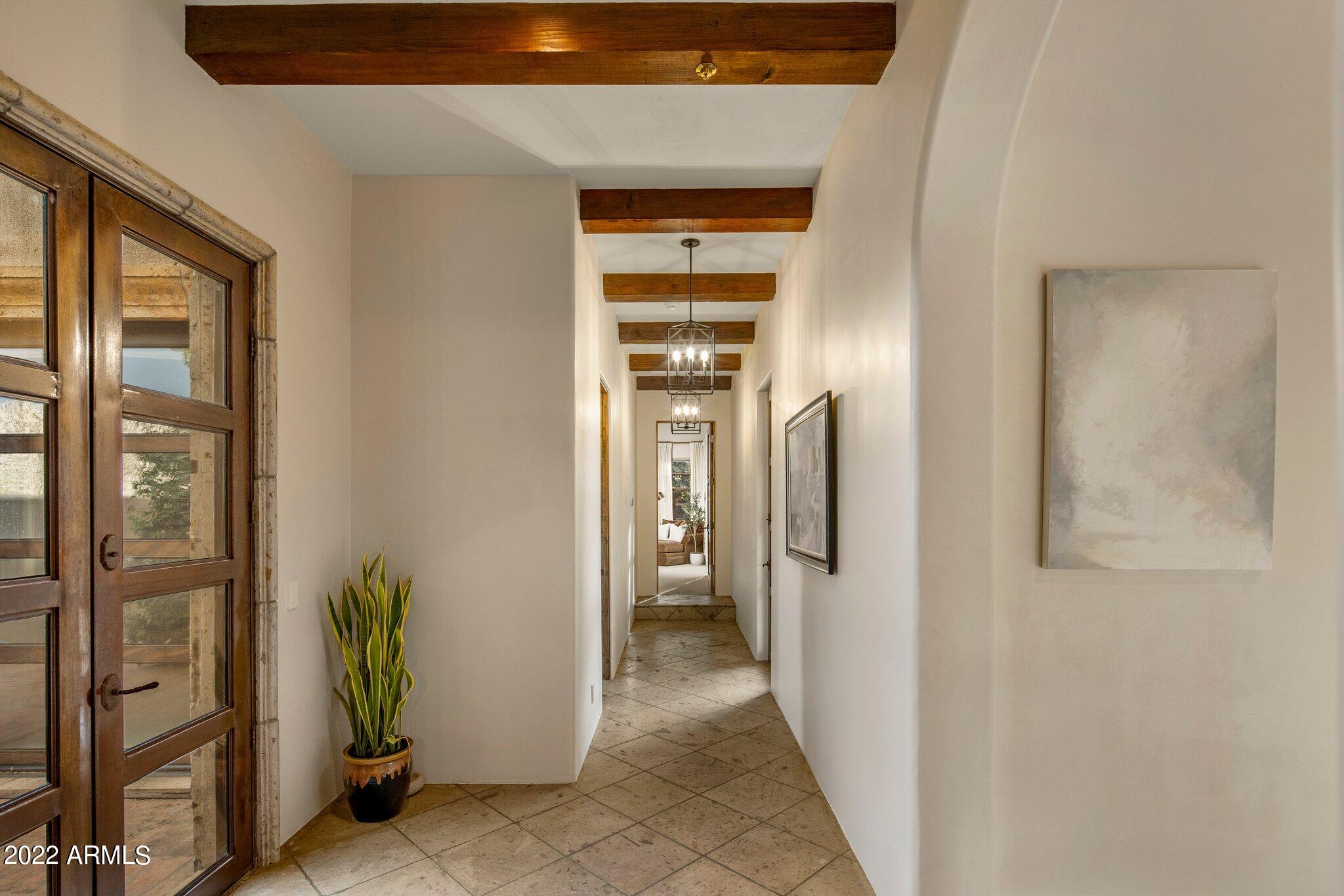ESTANCIA - Residential