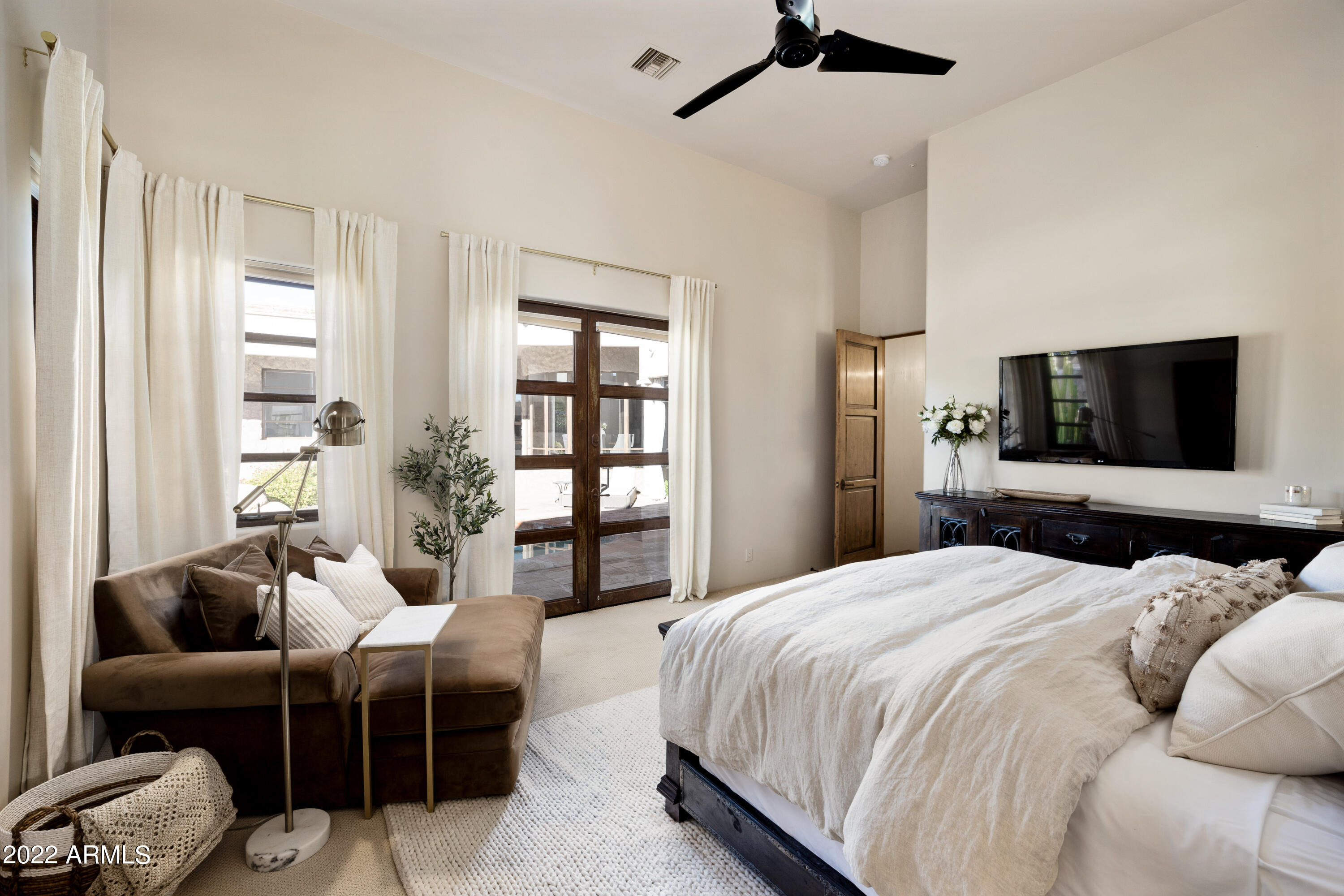 ESTANCIA - Residential