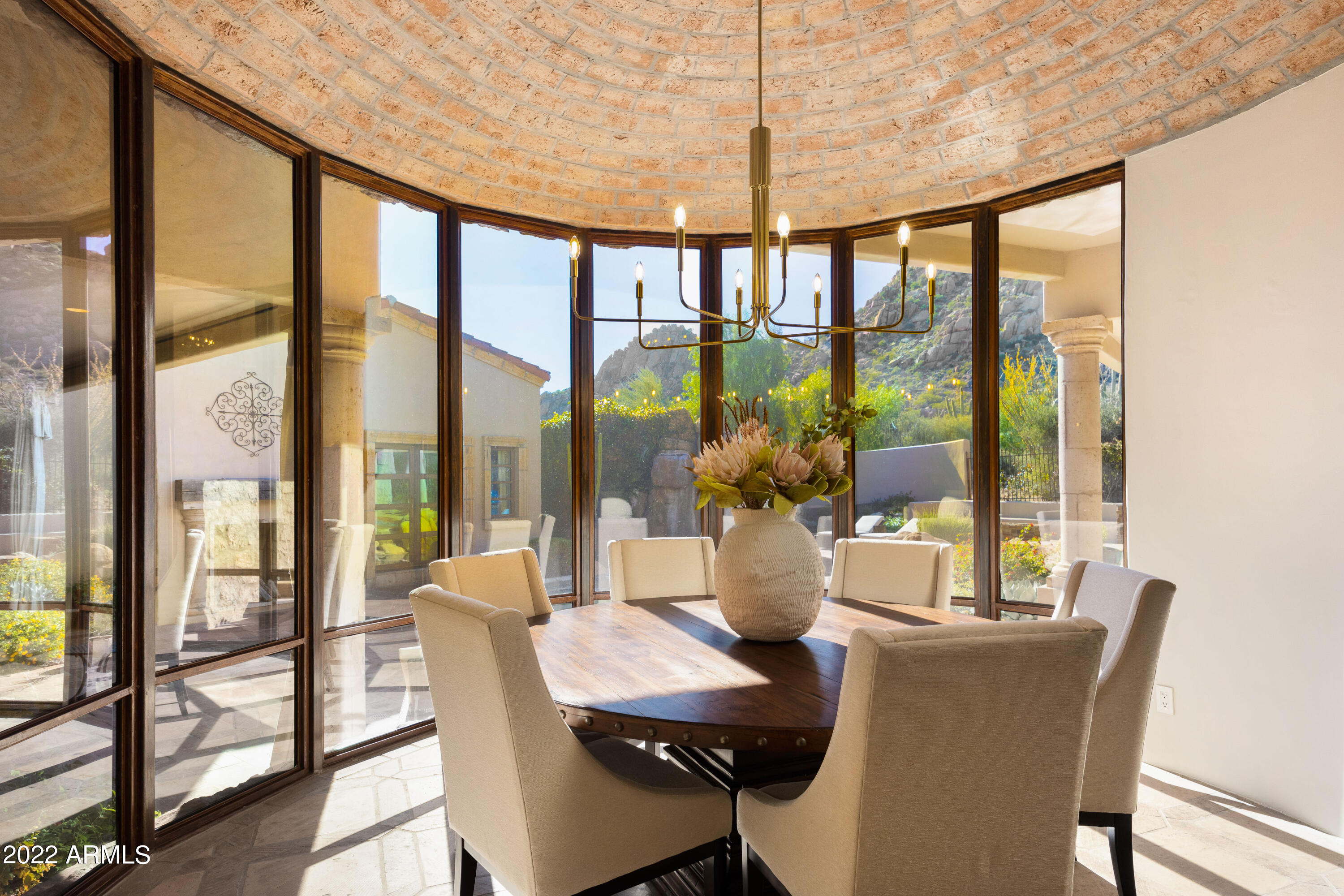 ESTANCIA - Residential