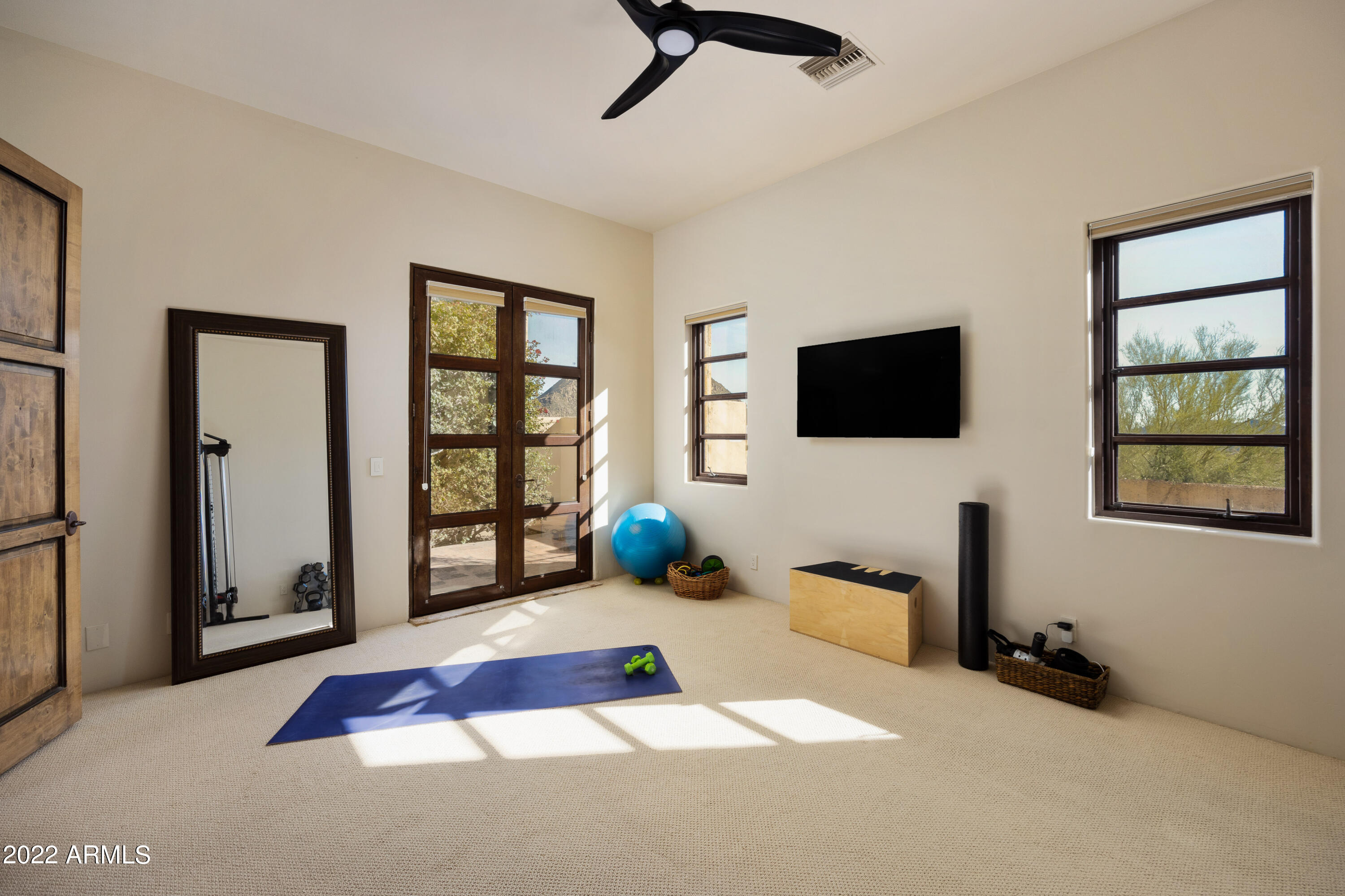 ESTANCIA - Residential
