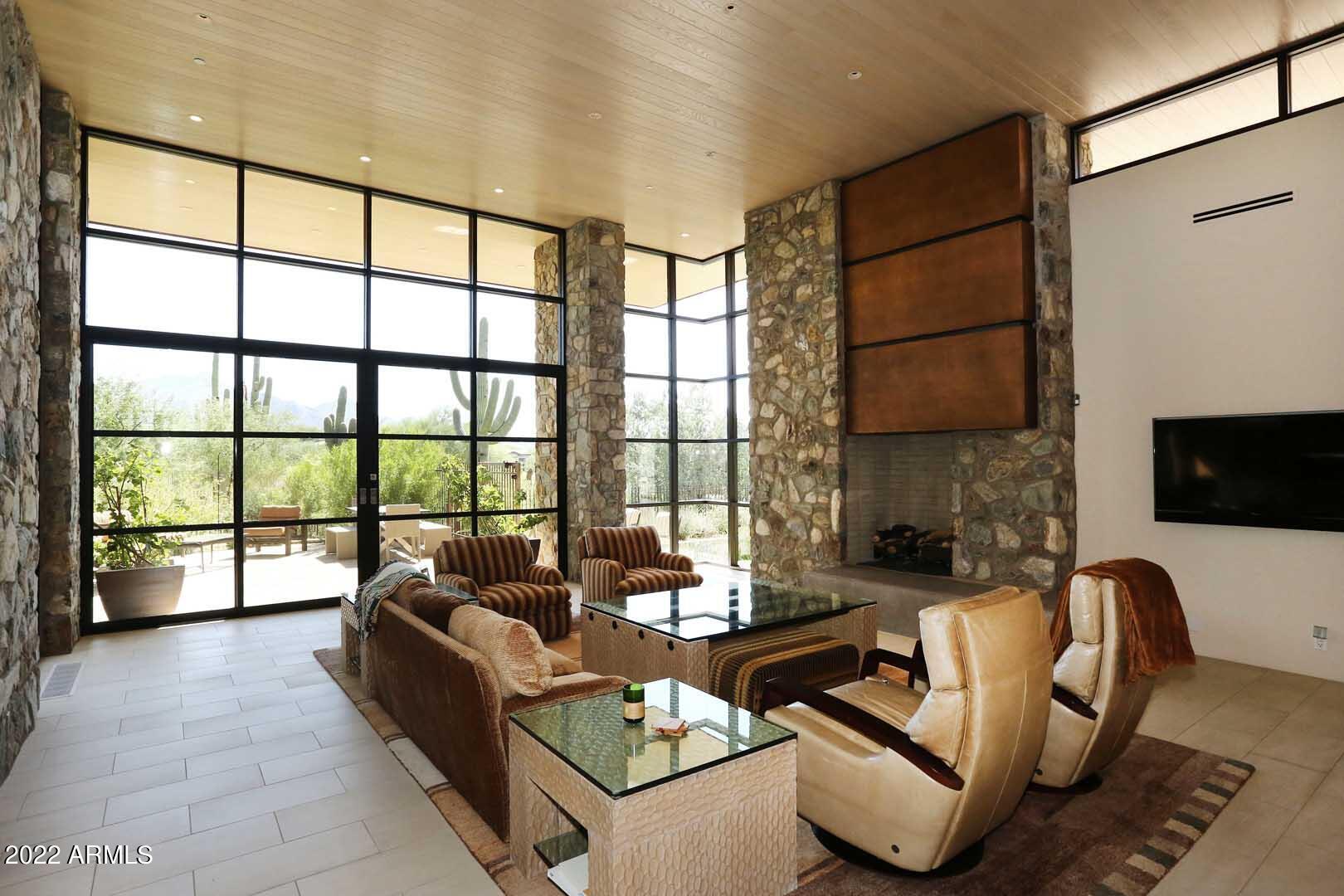 DC RANCH - Residential